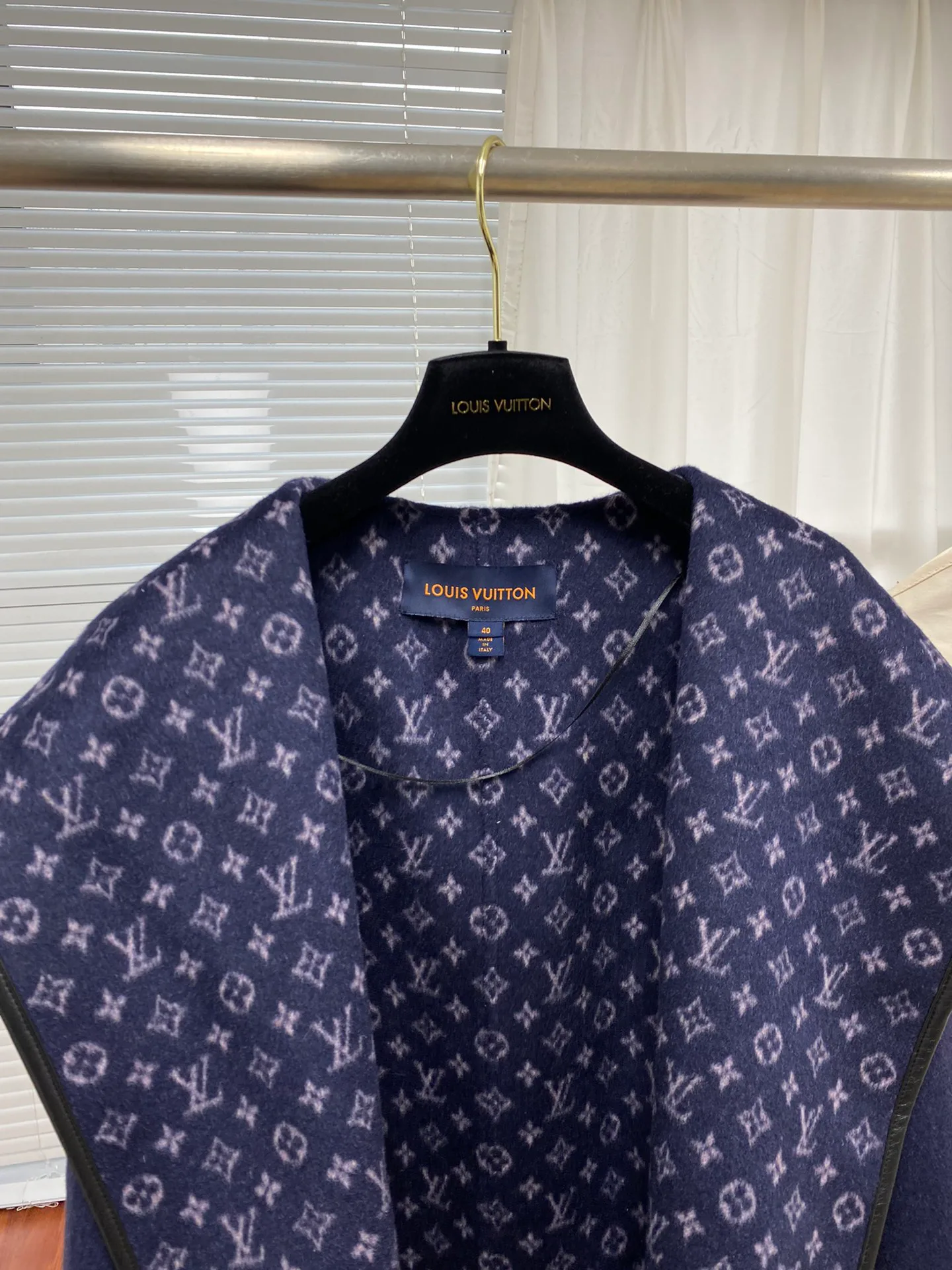 Пальто Женские Louis Vuitton 125850