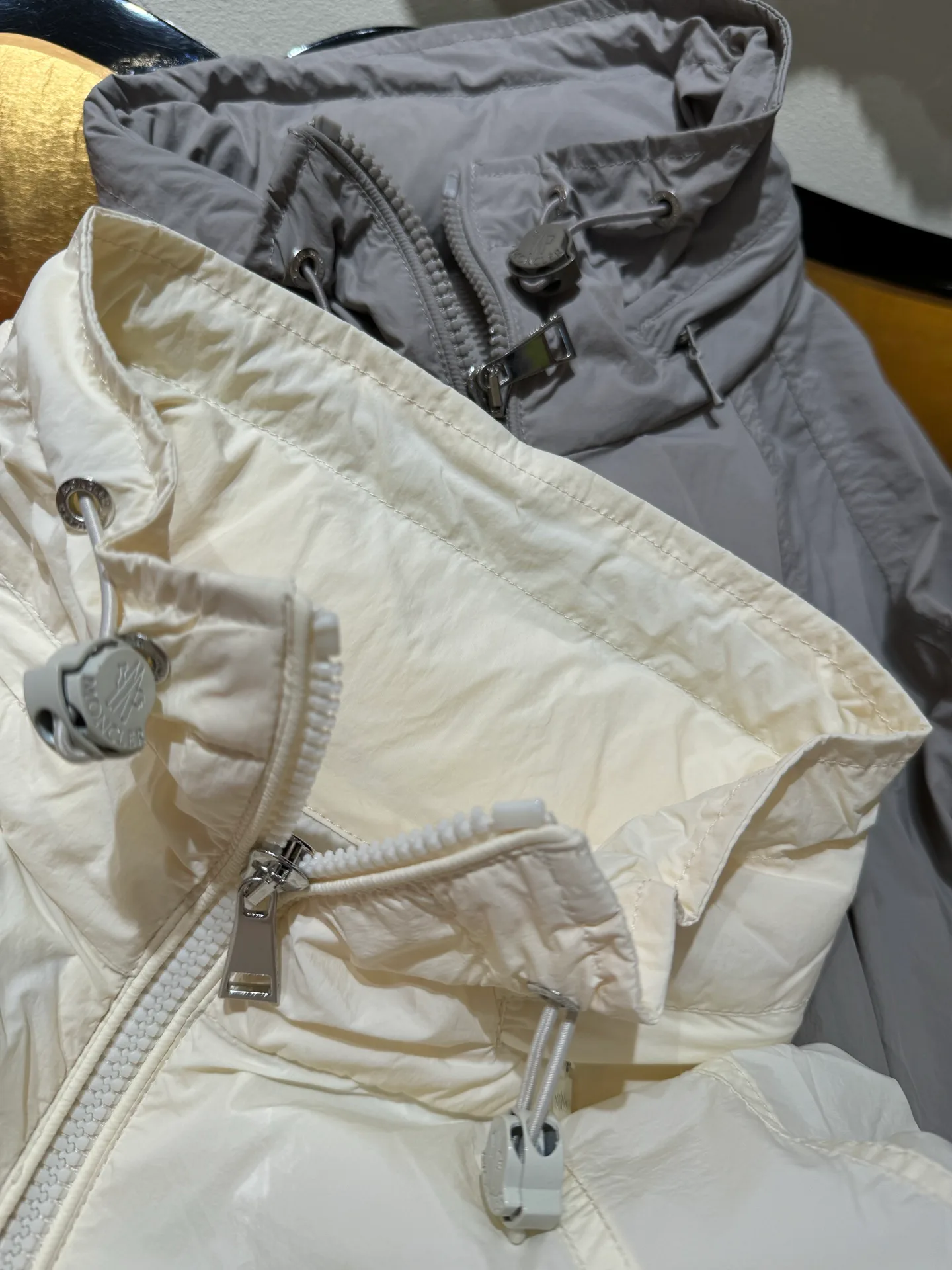 Куртки И Пуховики Женские Moncler 27670