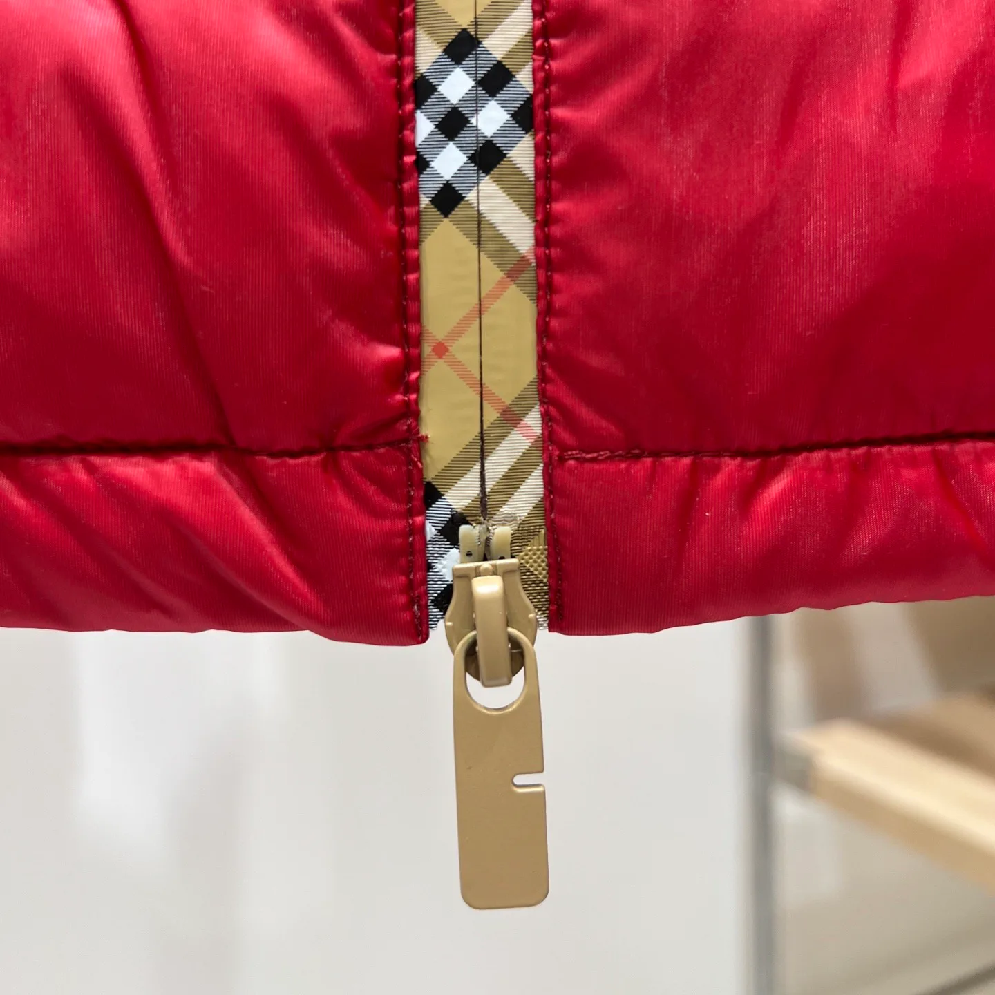 Куртки И Пуховики Женские Burberry 18110901