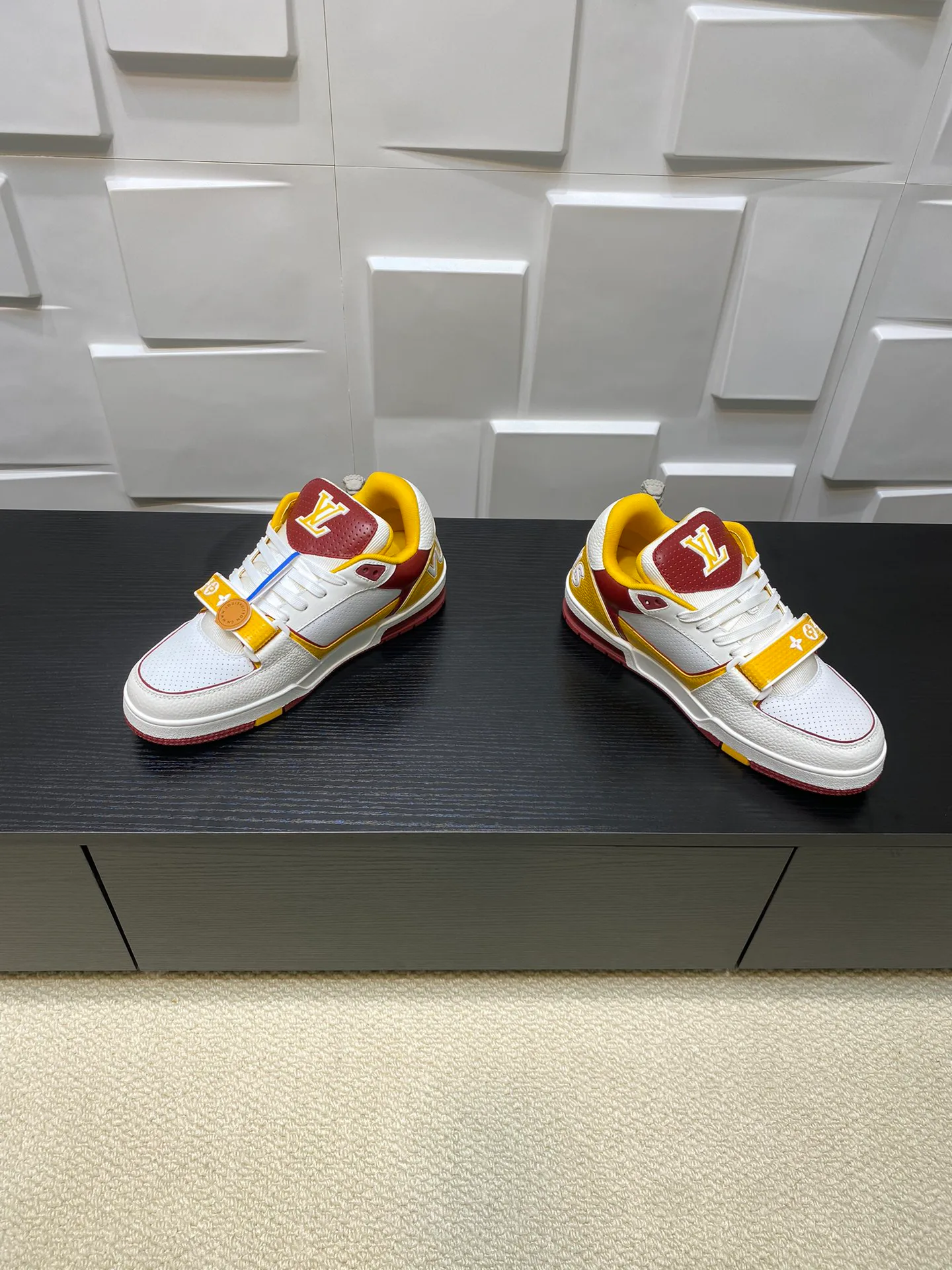 Кроссовки Мужские Louis Vuitton 5058051