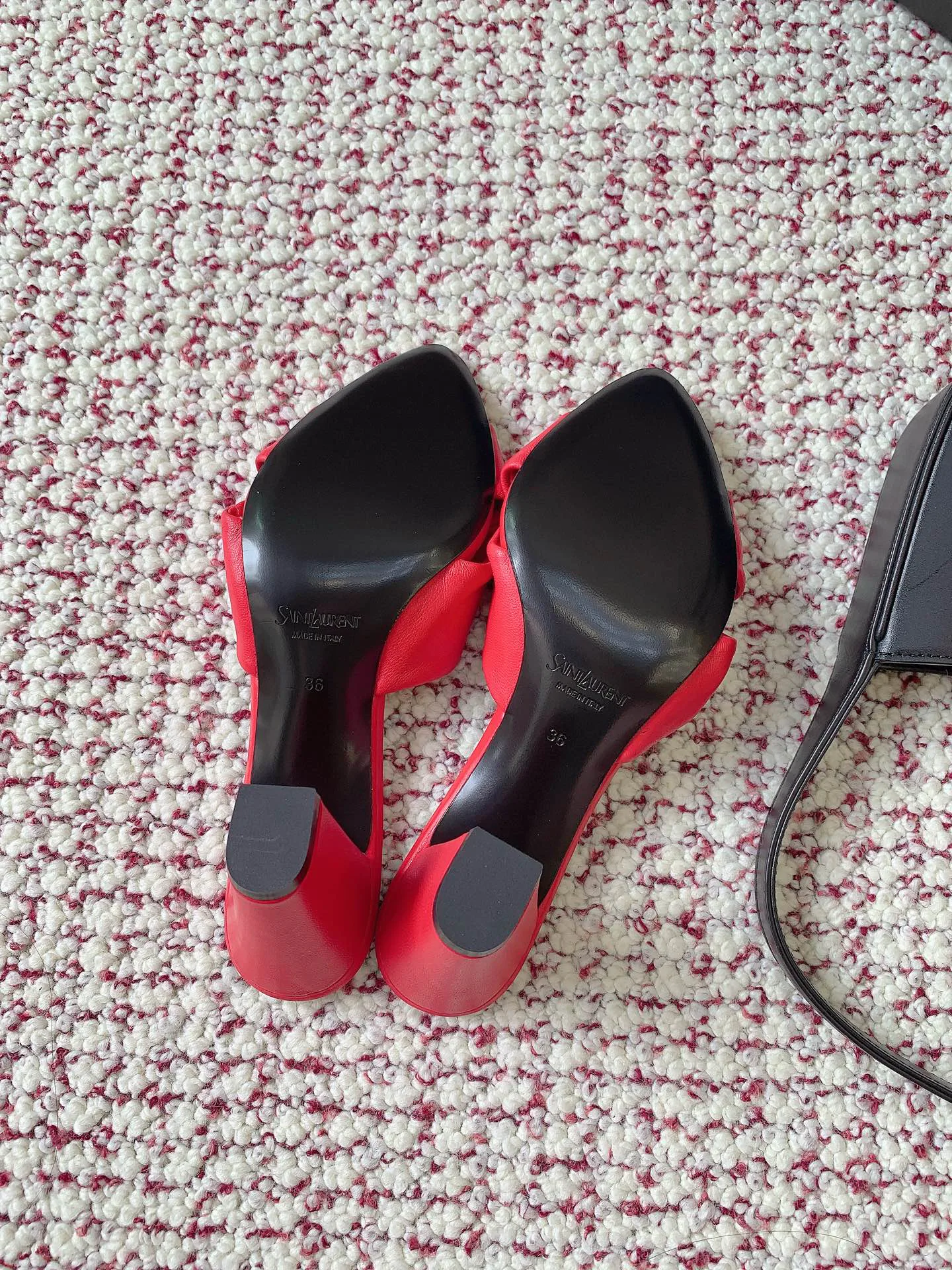 Босоножки Женские Saint Laurent 11923855