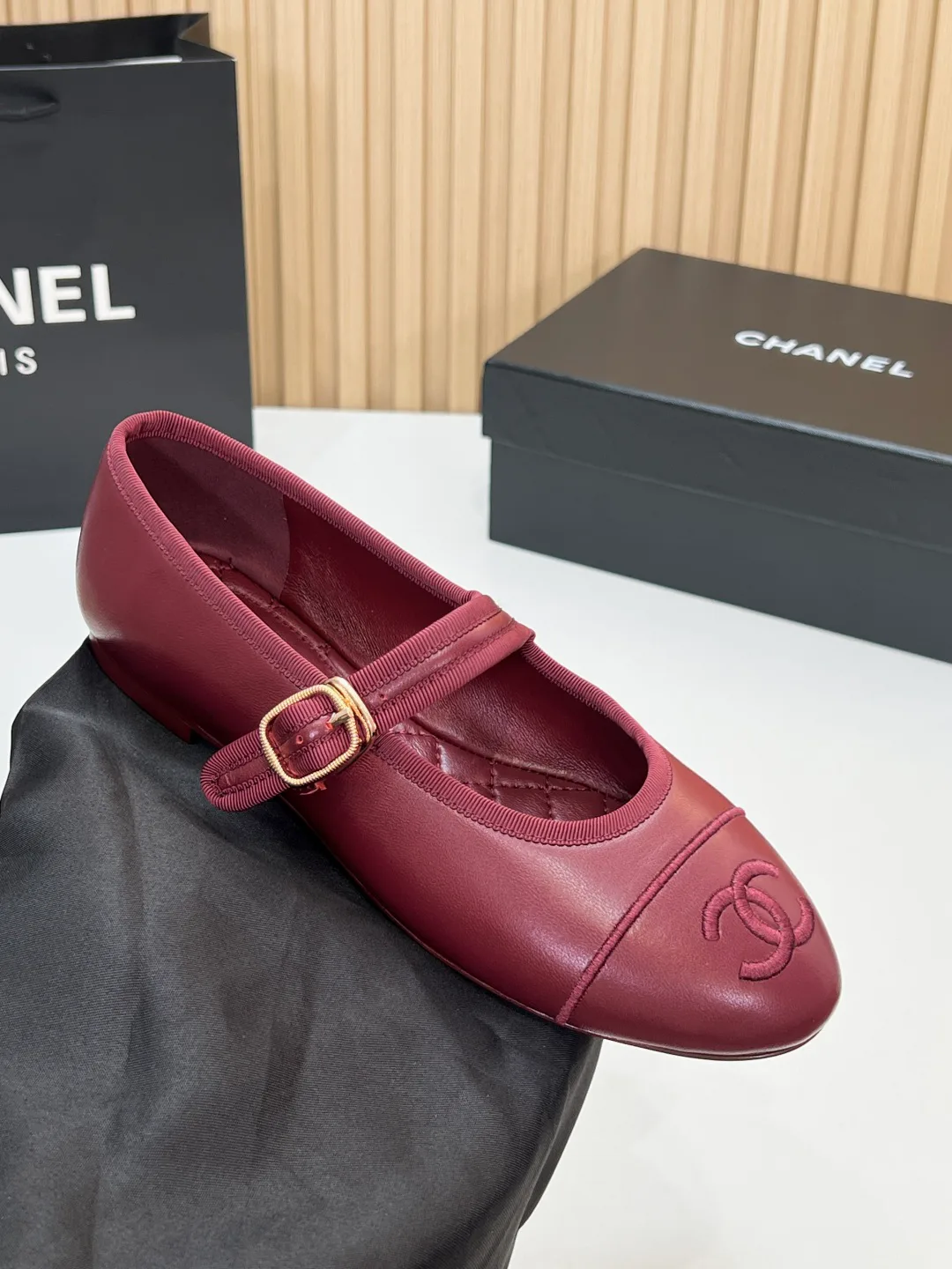 Туфли Женские Chanel 19271192