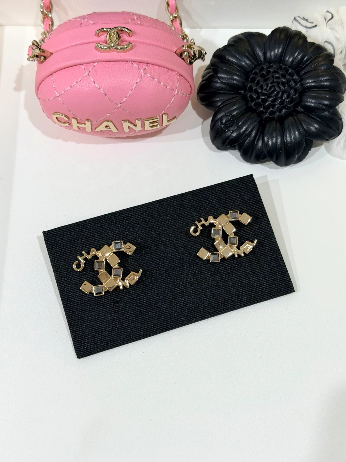 Бижутерия Chanel 18070204
