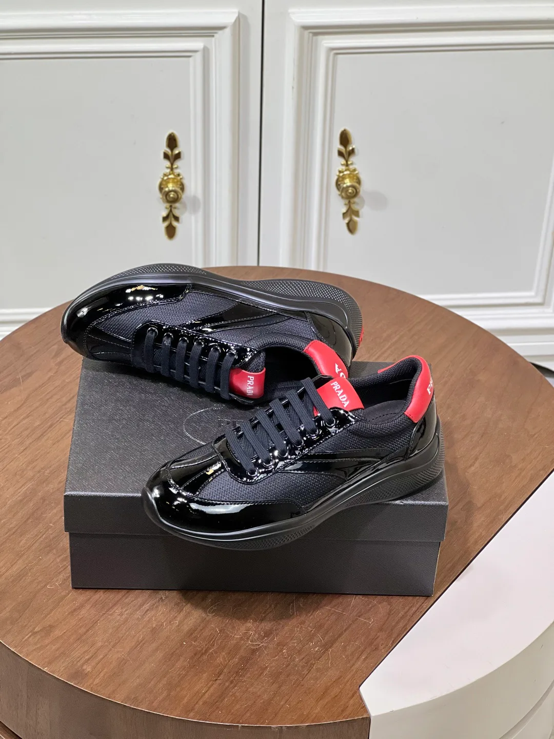 Кроссовки Женские Prada 17682038
