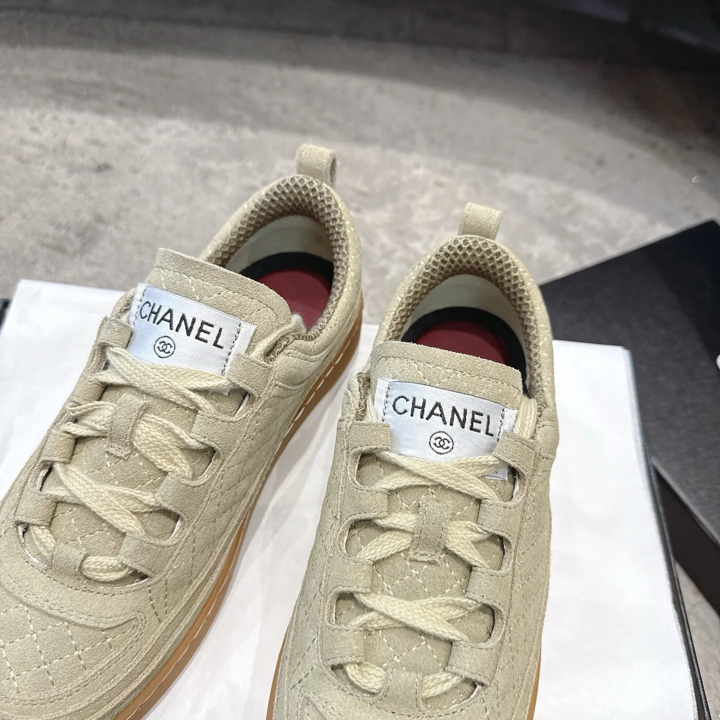 Кроссовки Женские Chanel 19792582