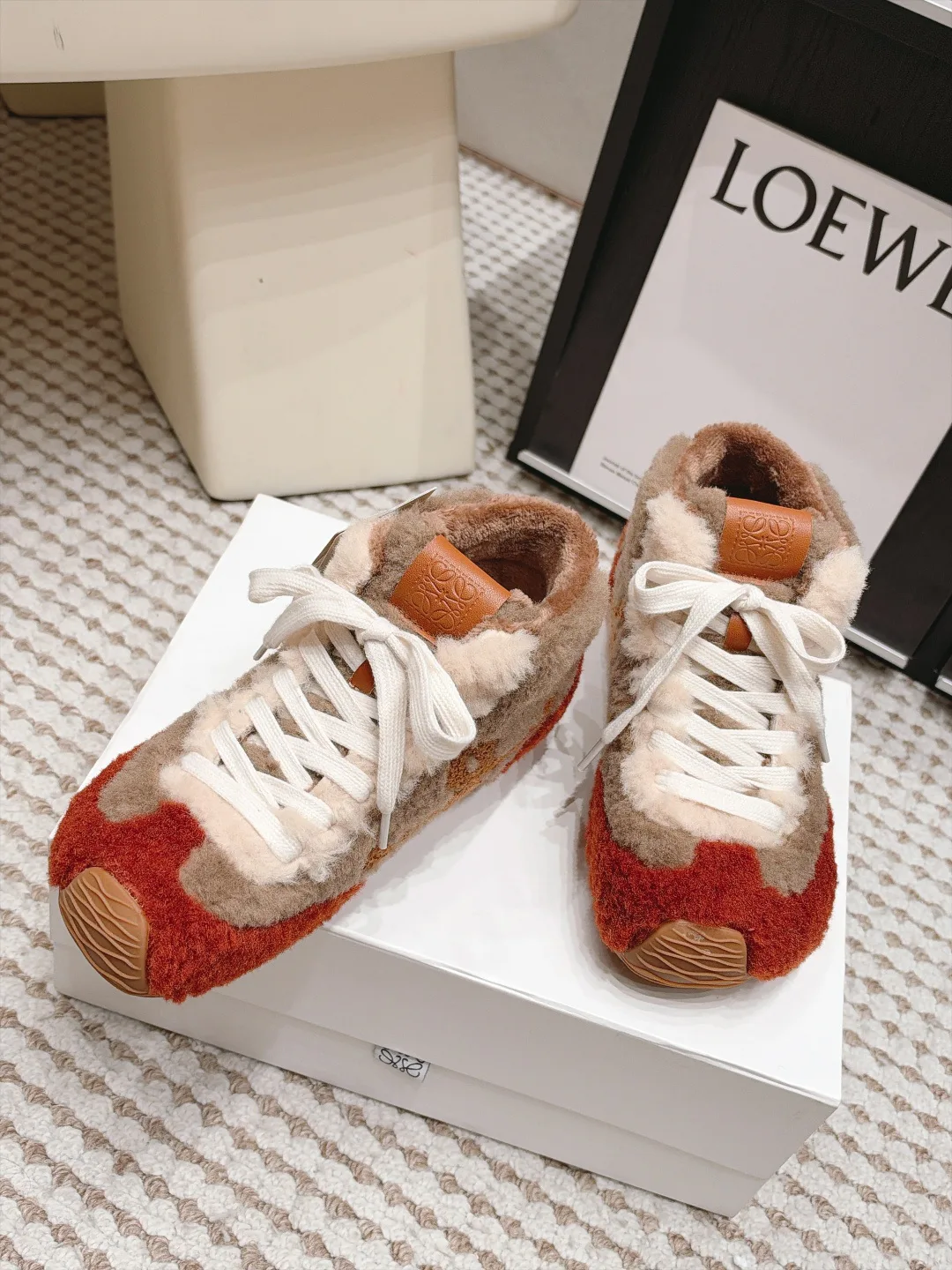 Кроссовки Женские Loewe 19510757