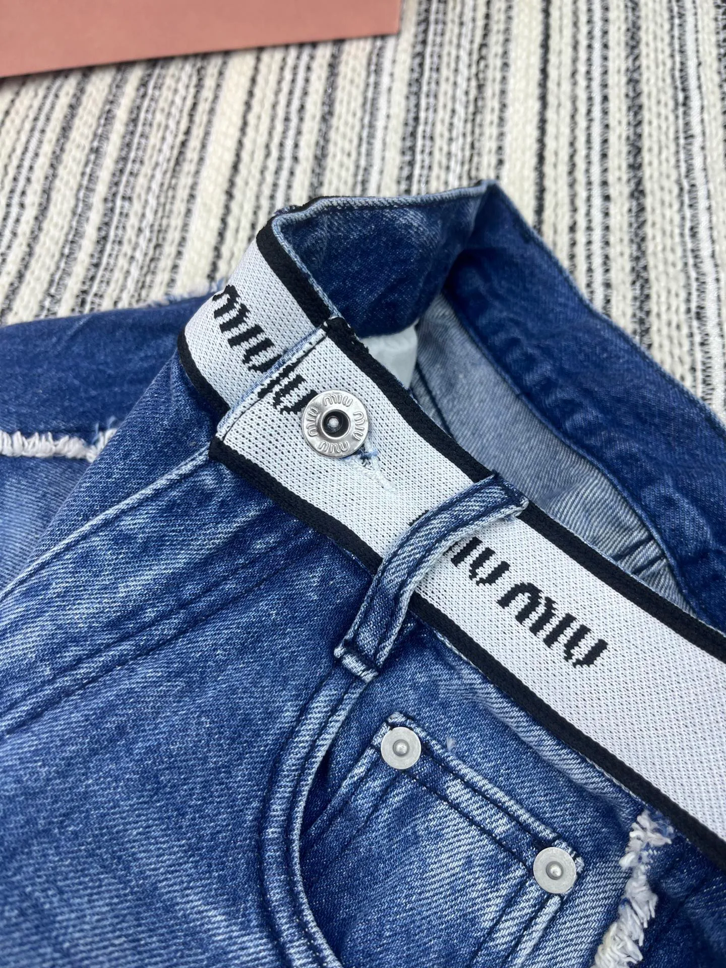 Джинсы Женские Miu Miu 6122