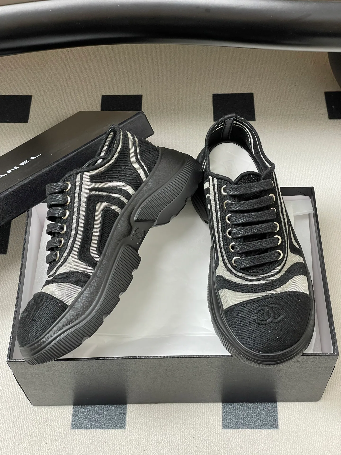 Кроссовки Женские Chanel 725613