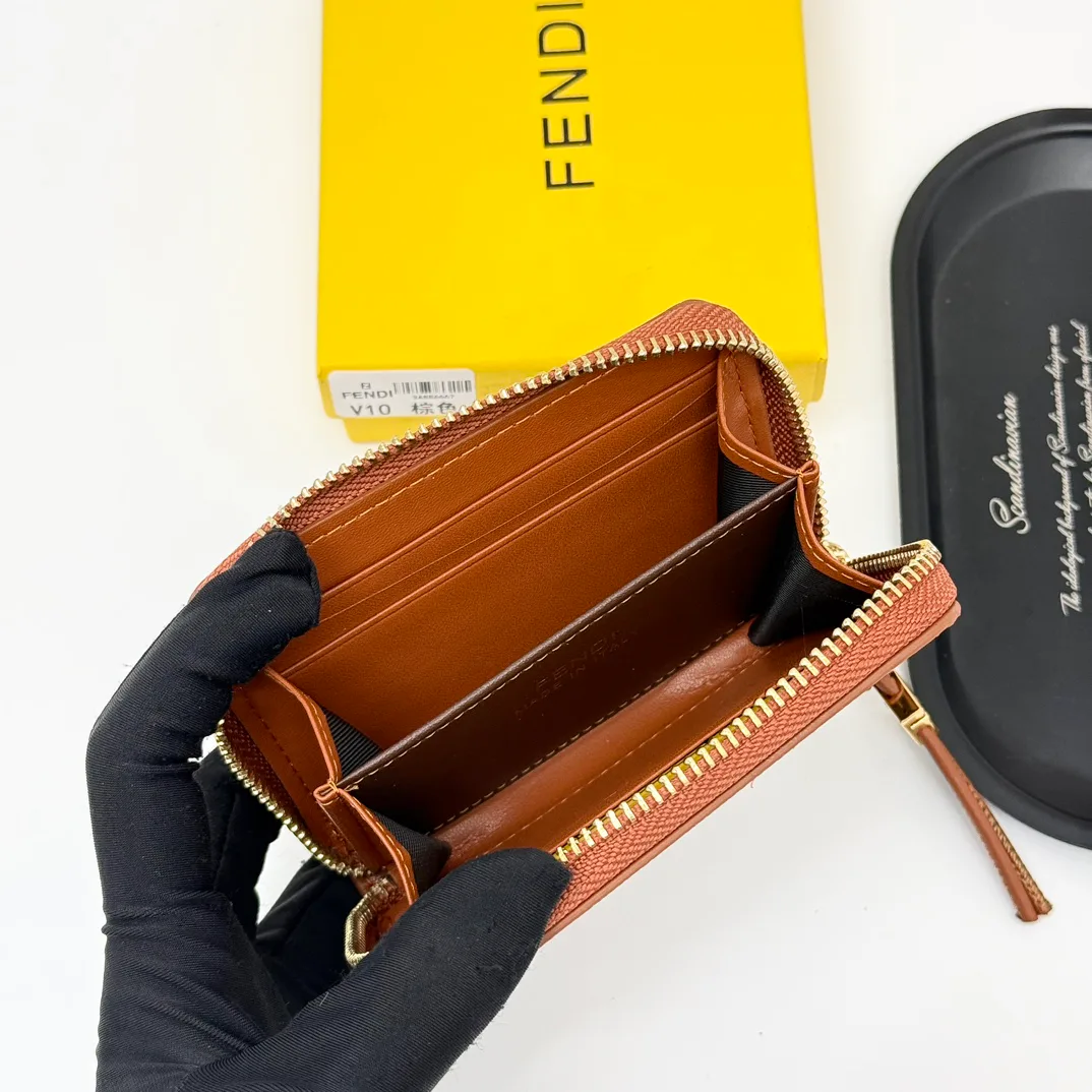 Клатчи Женские Fendi 442066