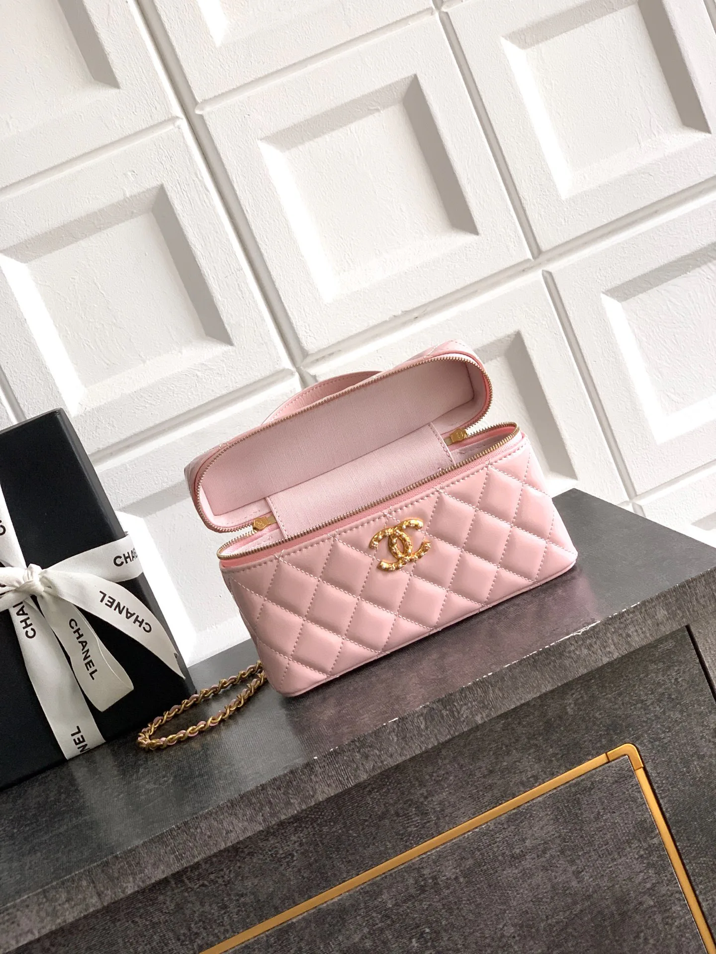 Классические Сумки Женские Chanel 12779047