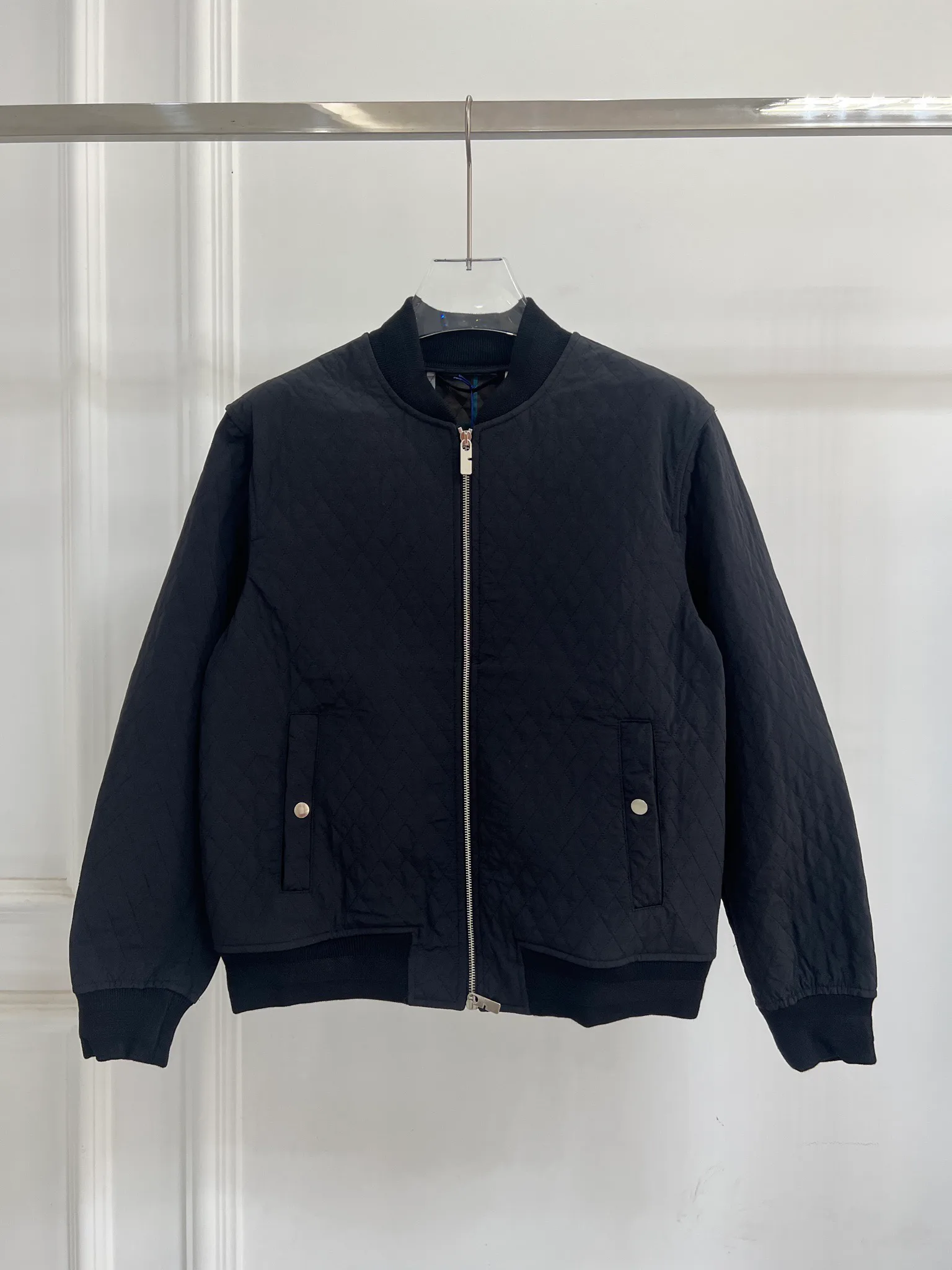 Куртки И Пуховики Женские Burberry 18415757
