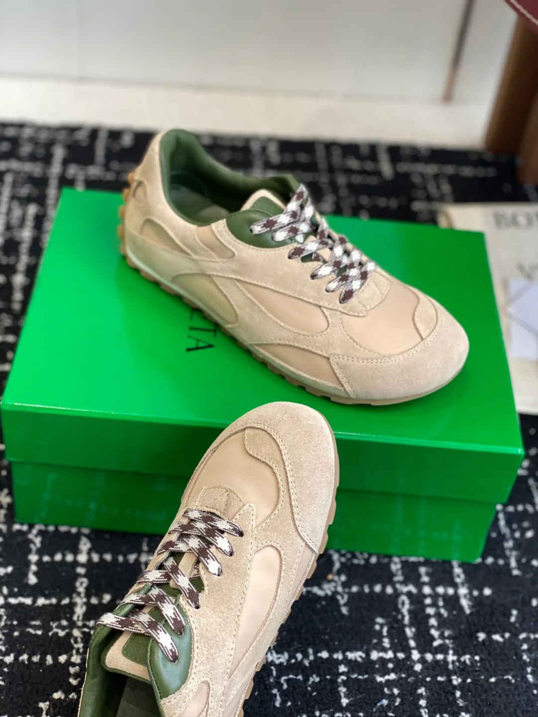 Кроссовки Женские Bottega Veneta 248726