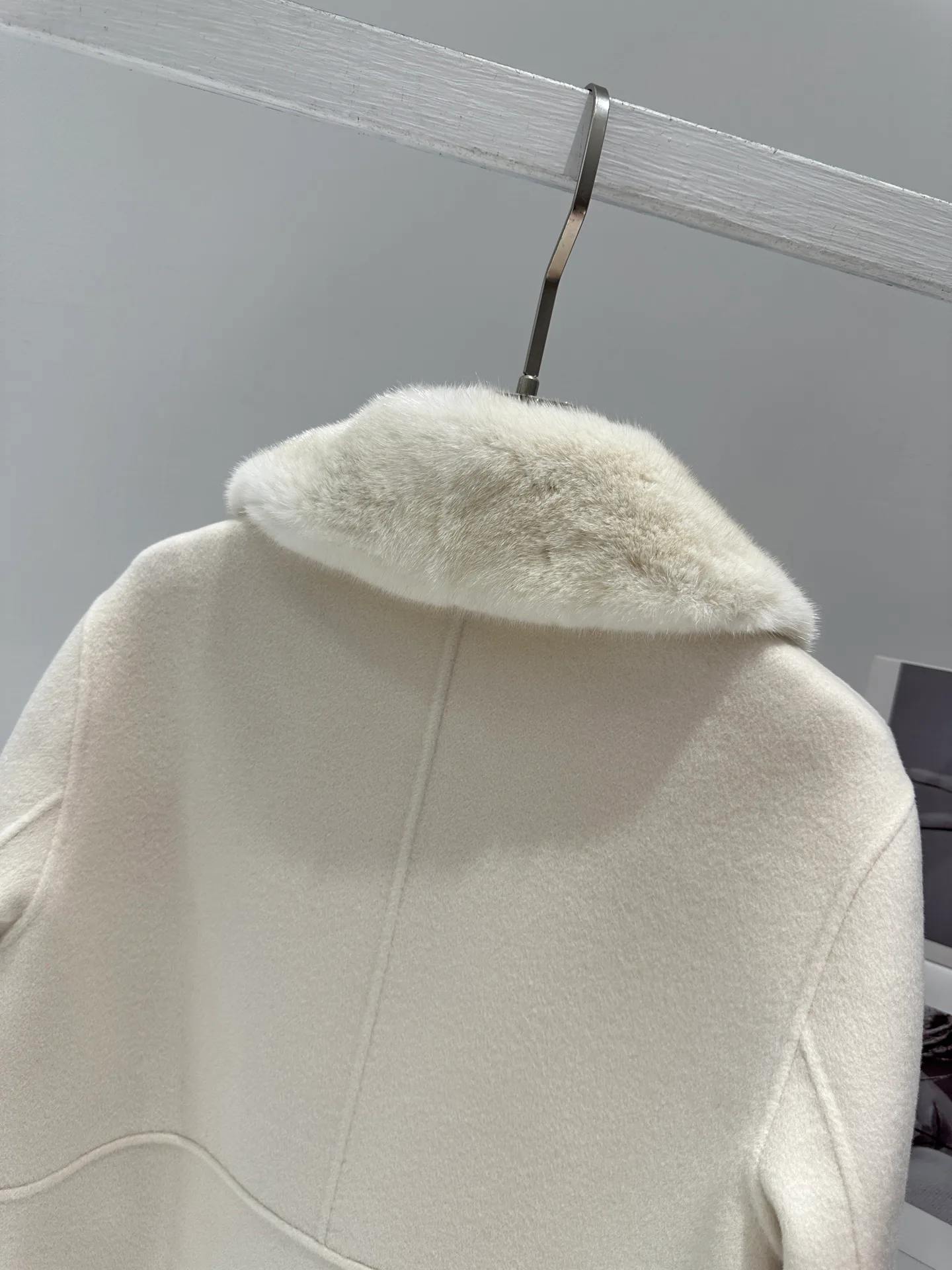 Пальто Женские Loro Piana 18082915