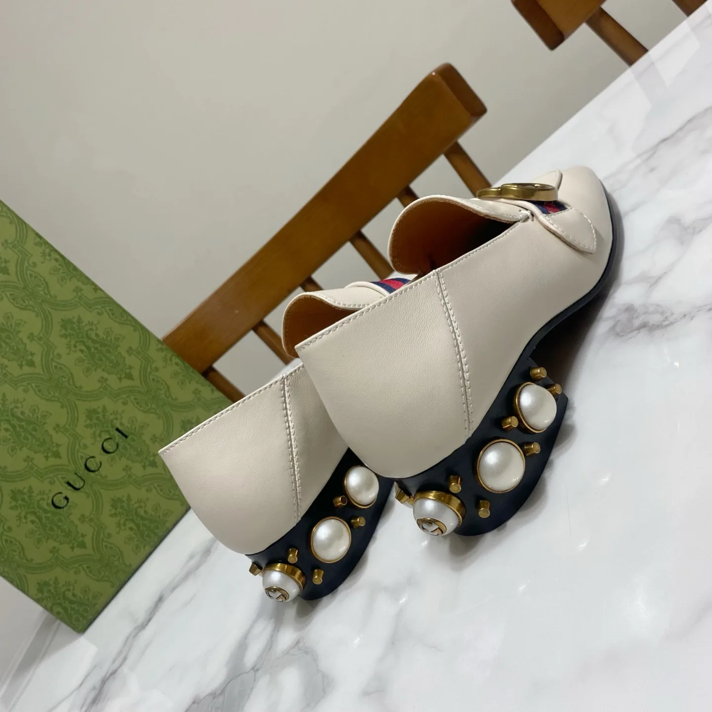 Лоферы И Мокасины Женские Gucci 842928