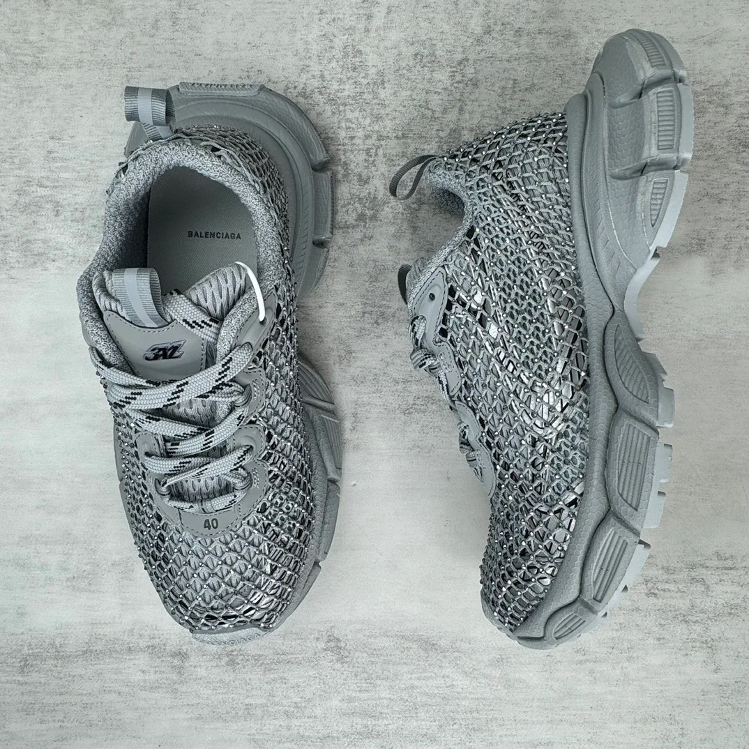 Кроссовки Женские Balenciaga 11705472