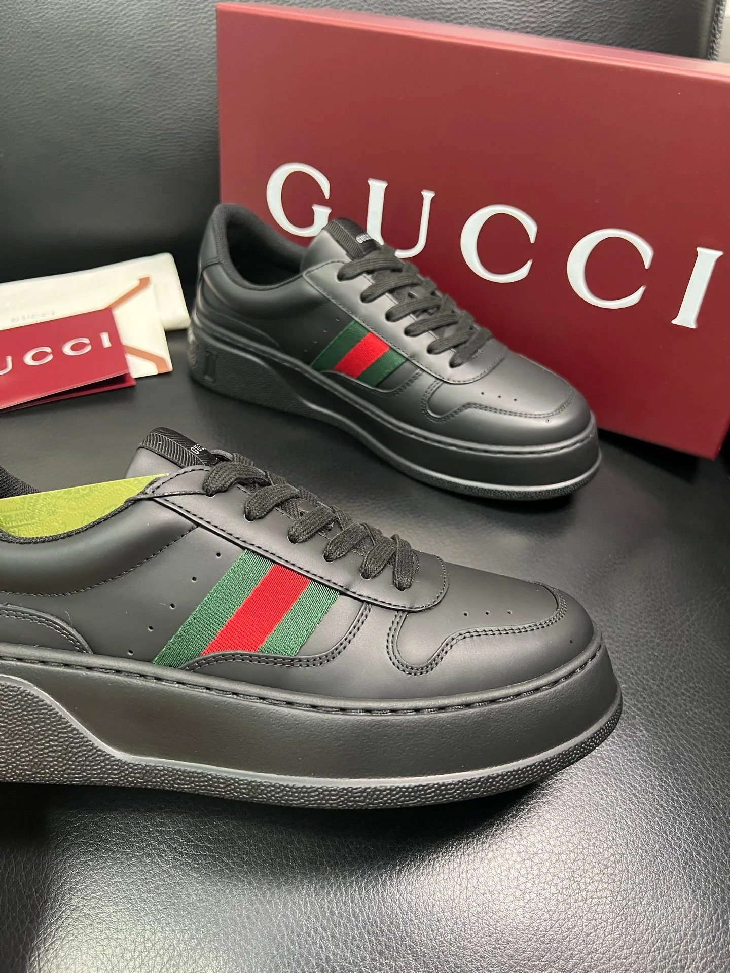 Кроссовки Женские Gucci 5402065