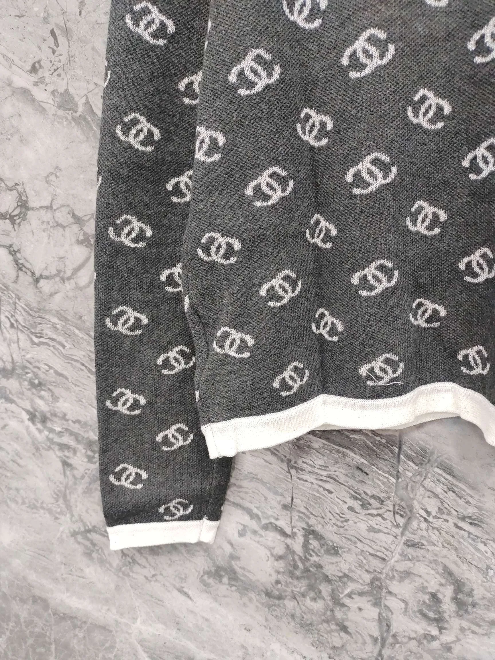 Джемперы И Свитеры Женские Chanel 17954420
