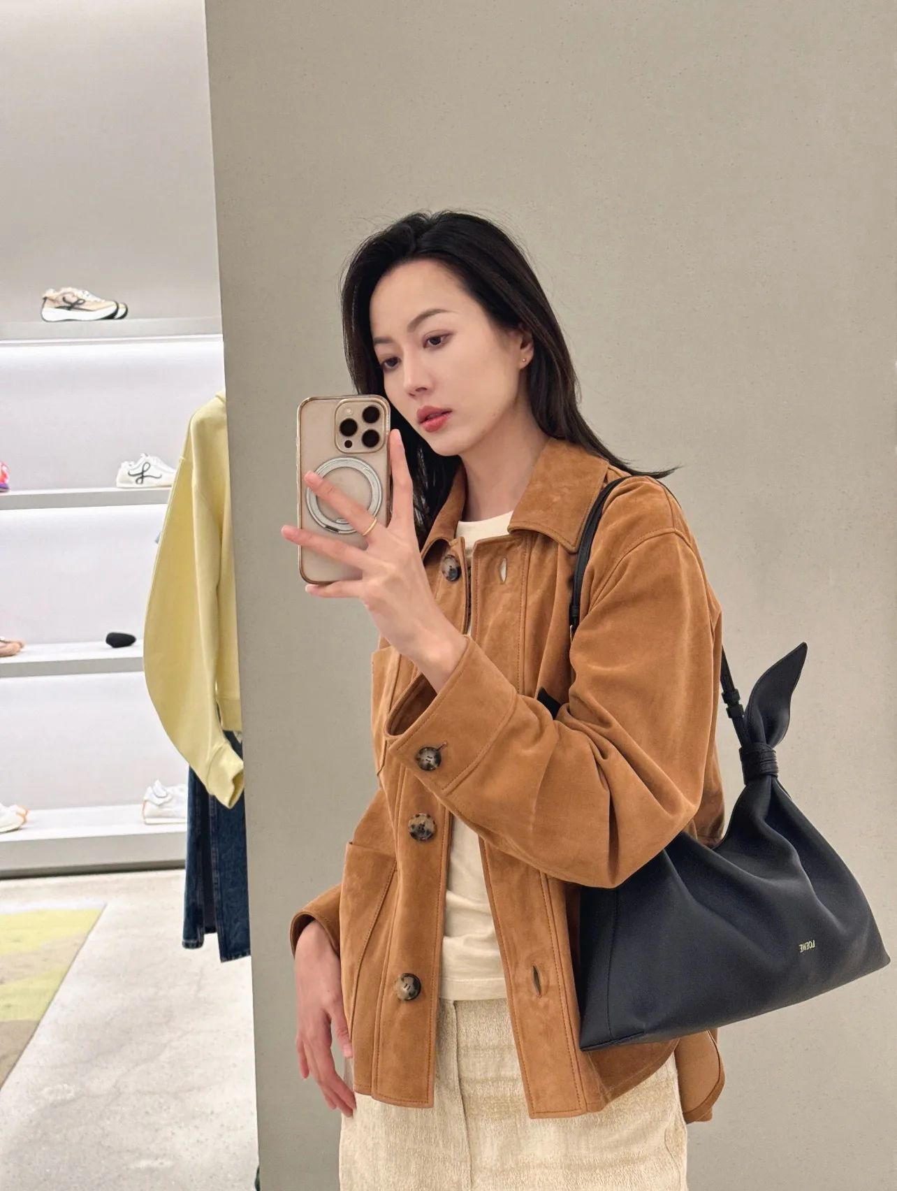 Кожаные Куртки И Дублёнки Женские Loewe 17998411