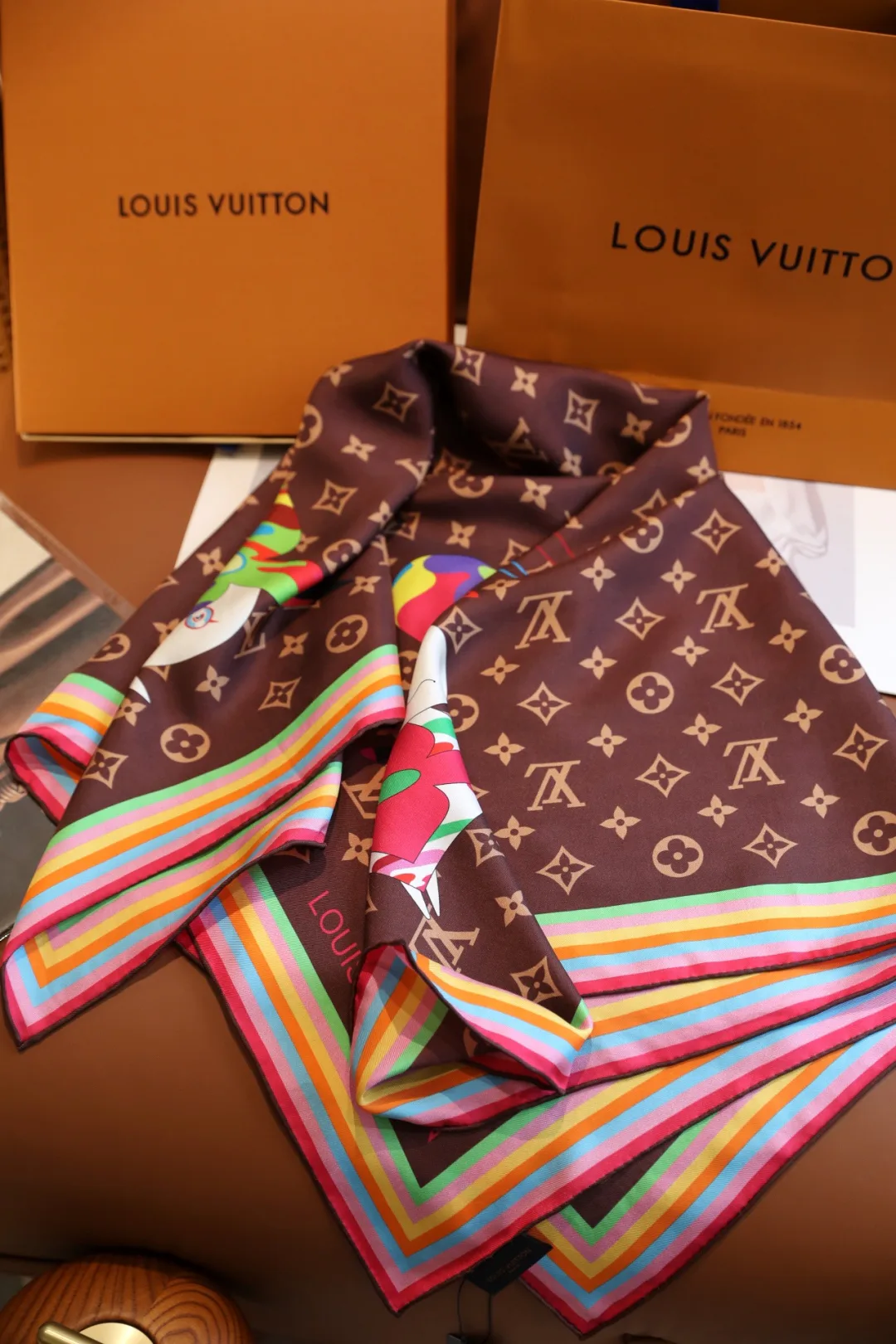 Шарфы Louis Vuitton 23052