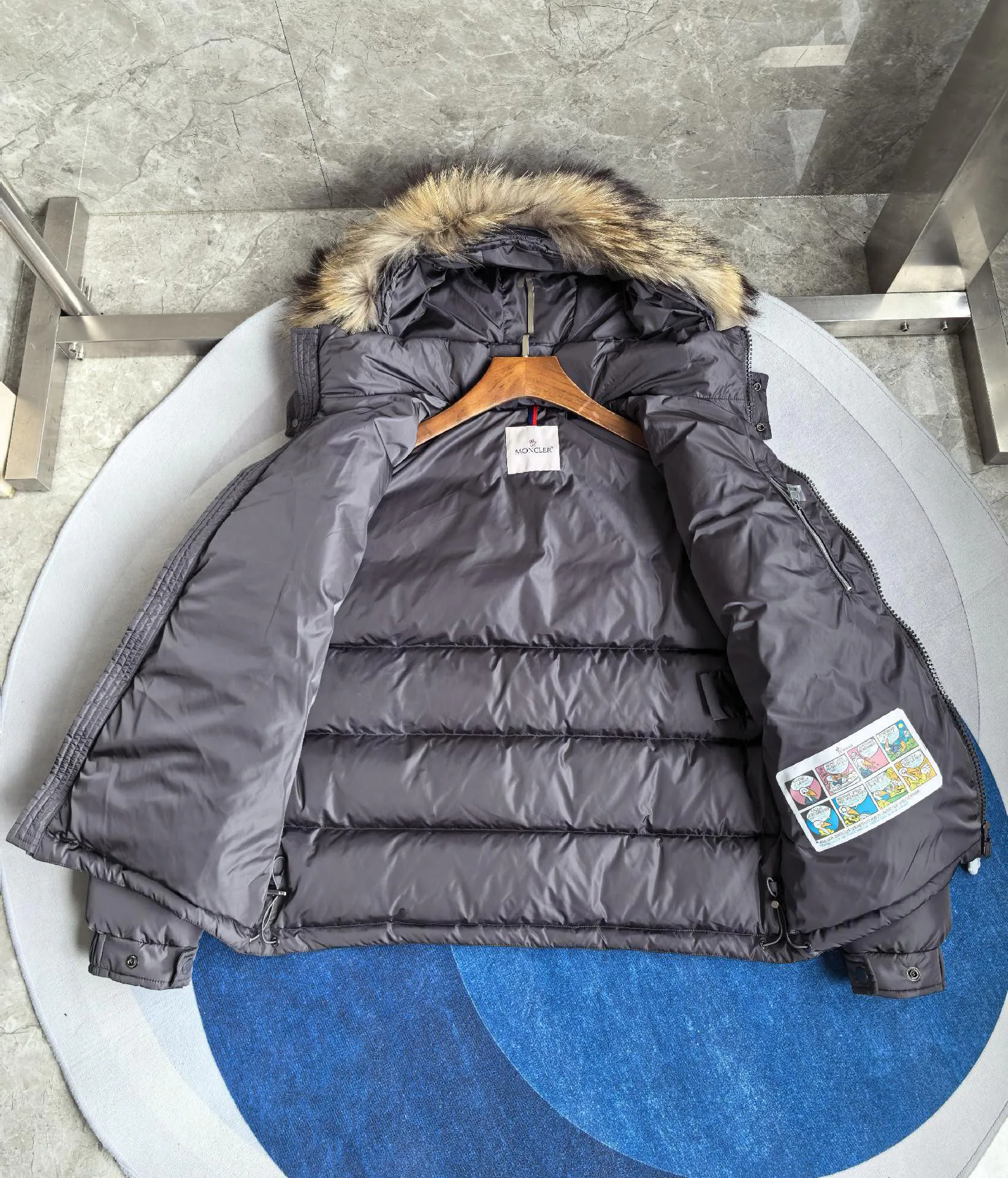 Куртки И Пуховики Женские Moncler 18761342