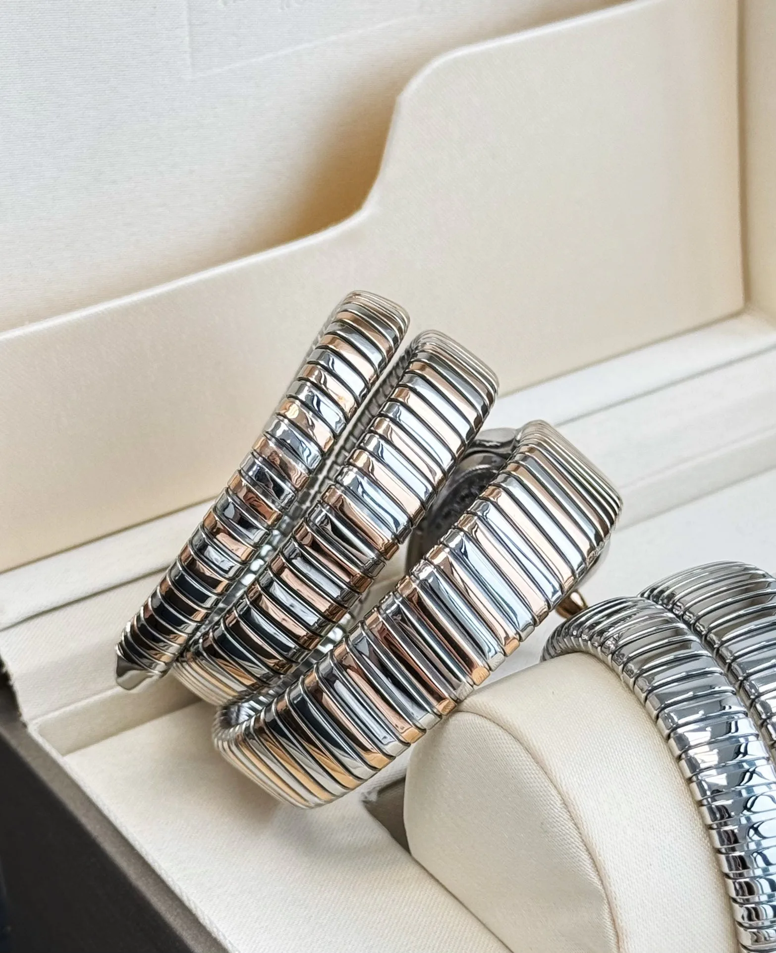Часы Женские Bvlgari 12827709