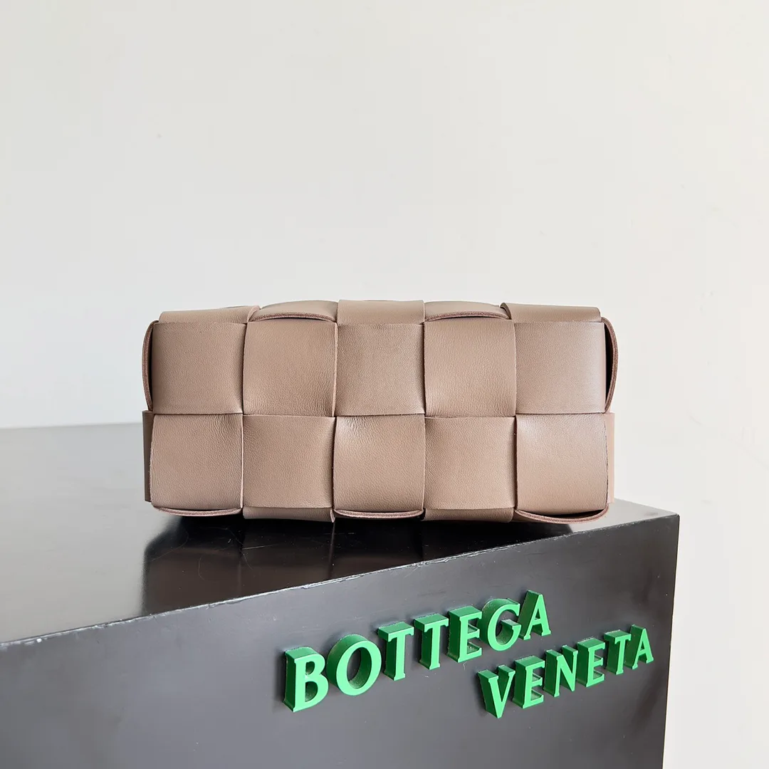 Классические Сумки Женские Bottega Veneta 18161097