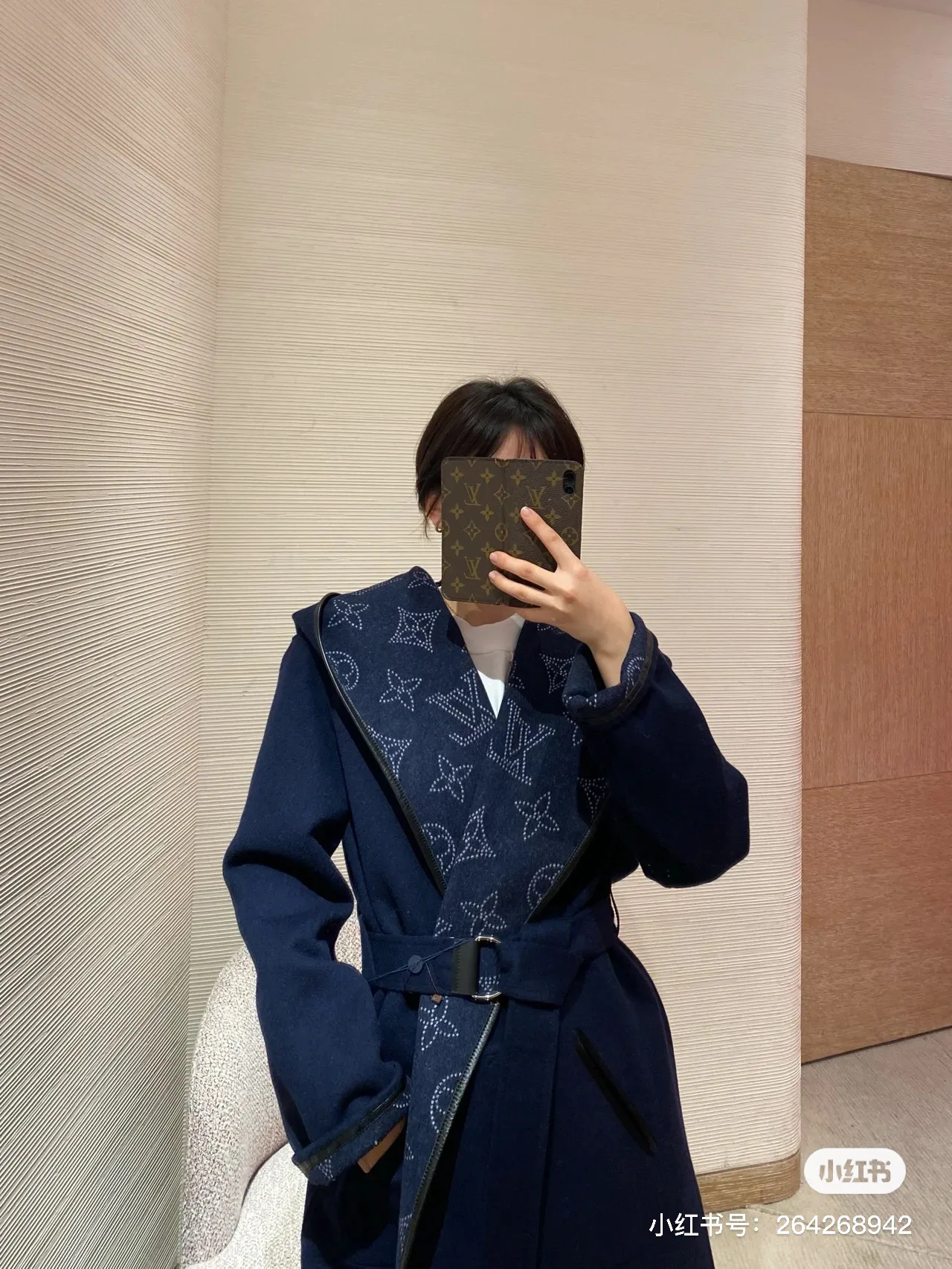 Пальто Женские Louis Vuitton 18601483