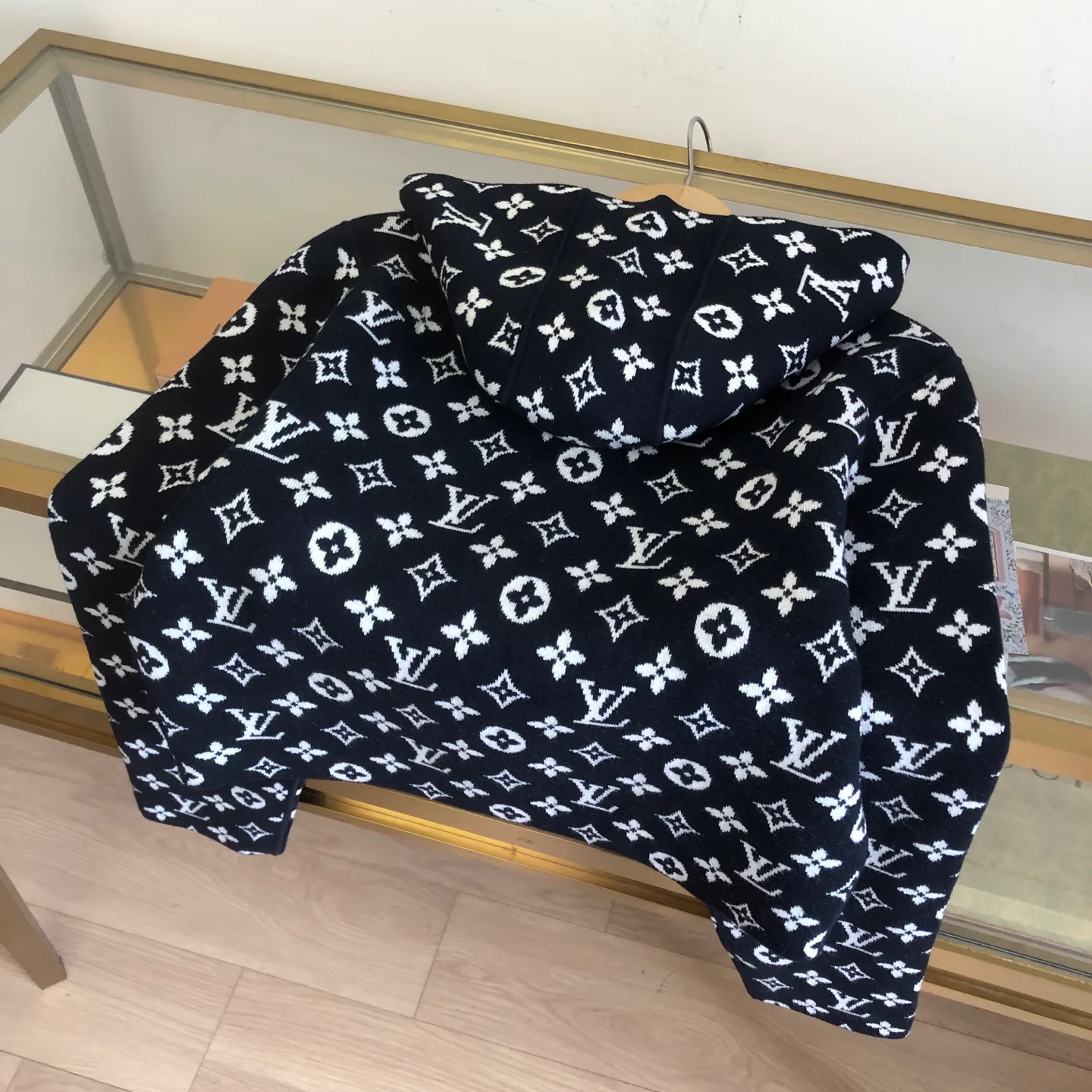 Куртки И Пуховики Женские Louis Vuitton 18141325