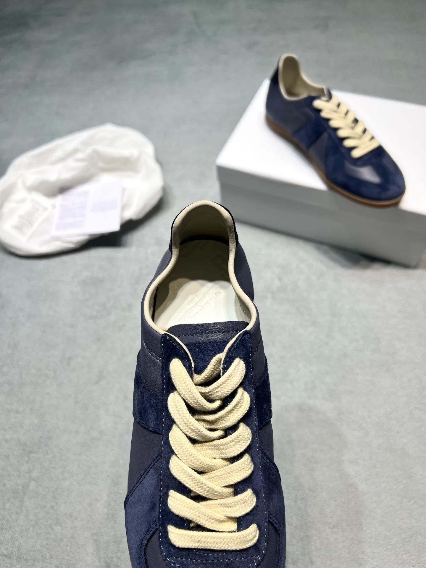 Кроссовки Женские Maison Margiela 18366874