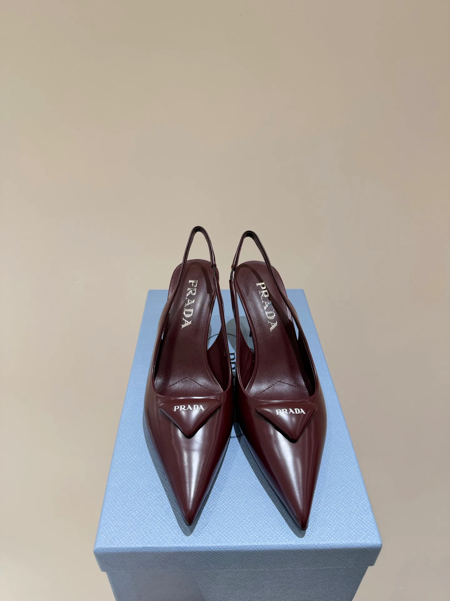 Туфли Женские Prada 10875502