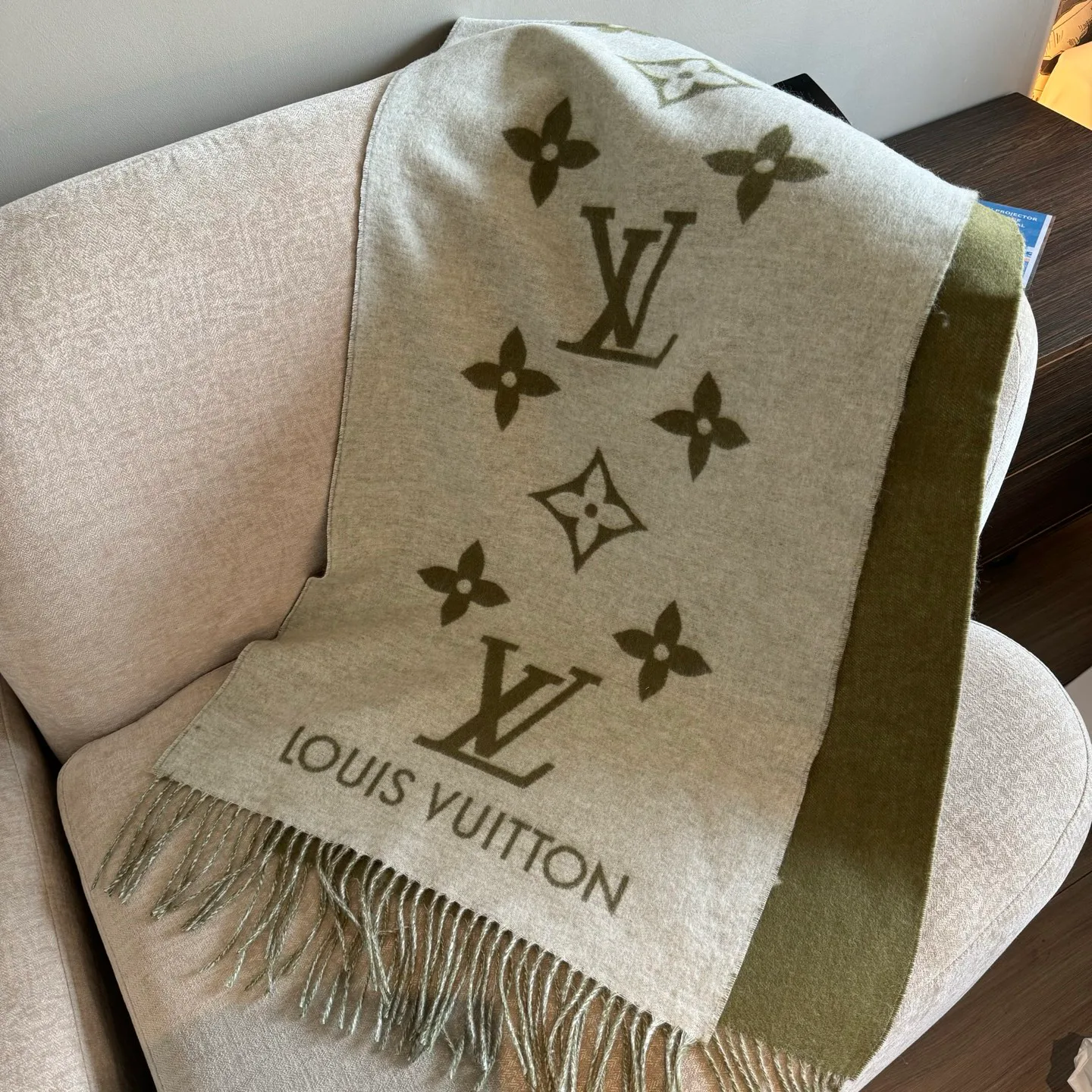 Шарфы Louis Vuitton 11268992