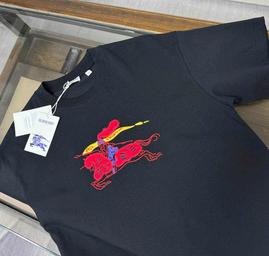 Футболки Женские Burberry 11829361