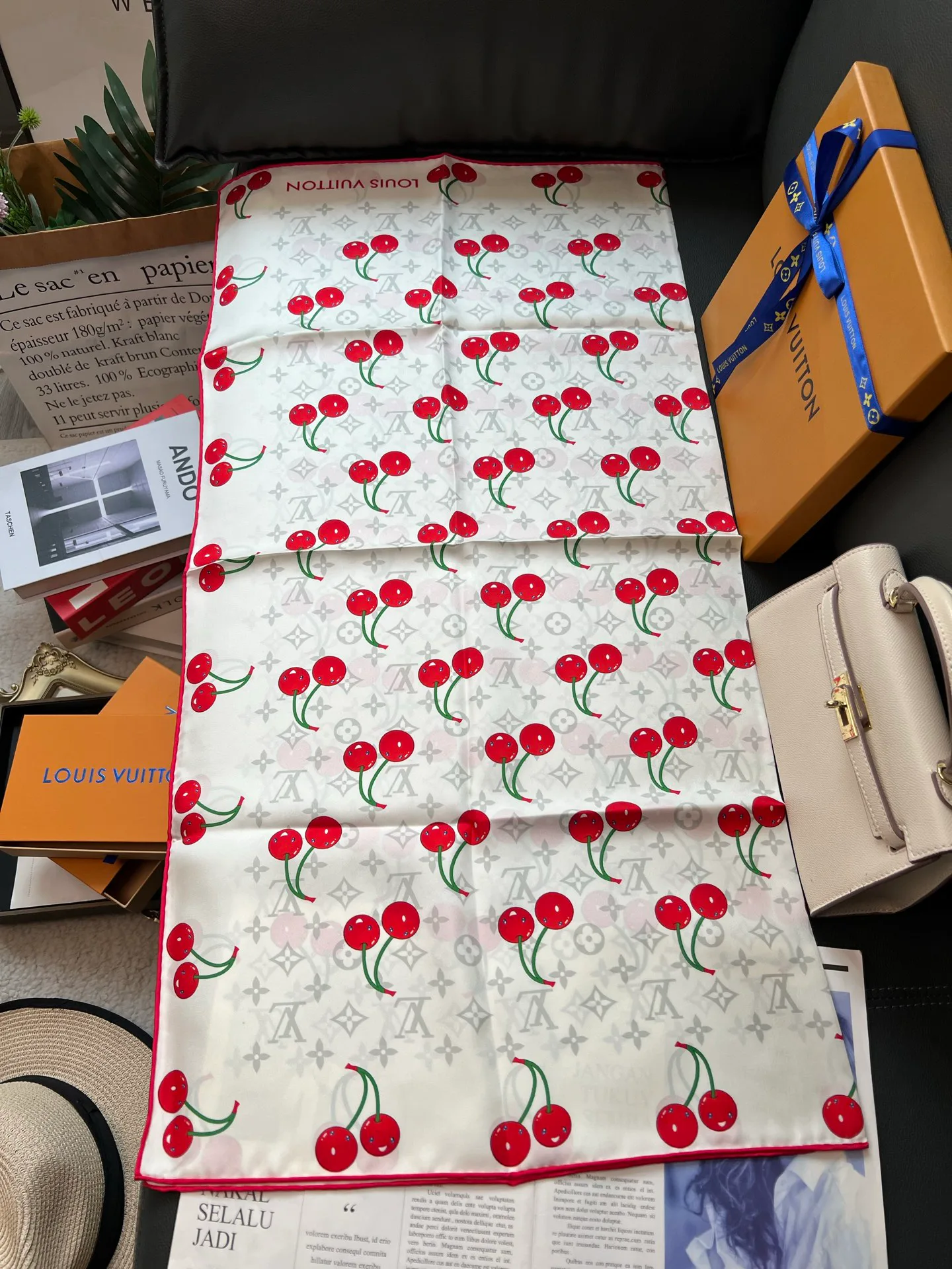 Платки Louis Vuitton 11910586