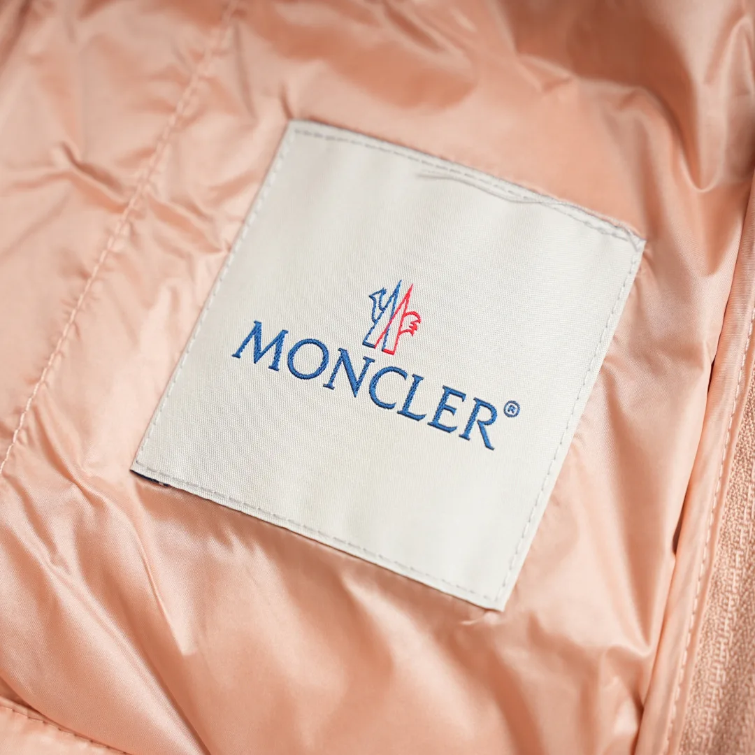 Куртки И Пуховики Женские Moncler 18883072