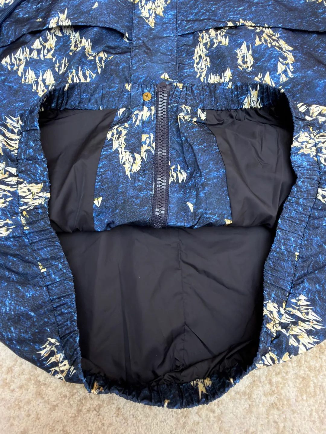 Куртки И Пуховики Мужские Louis Vuitton 10895701