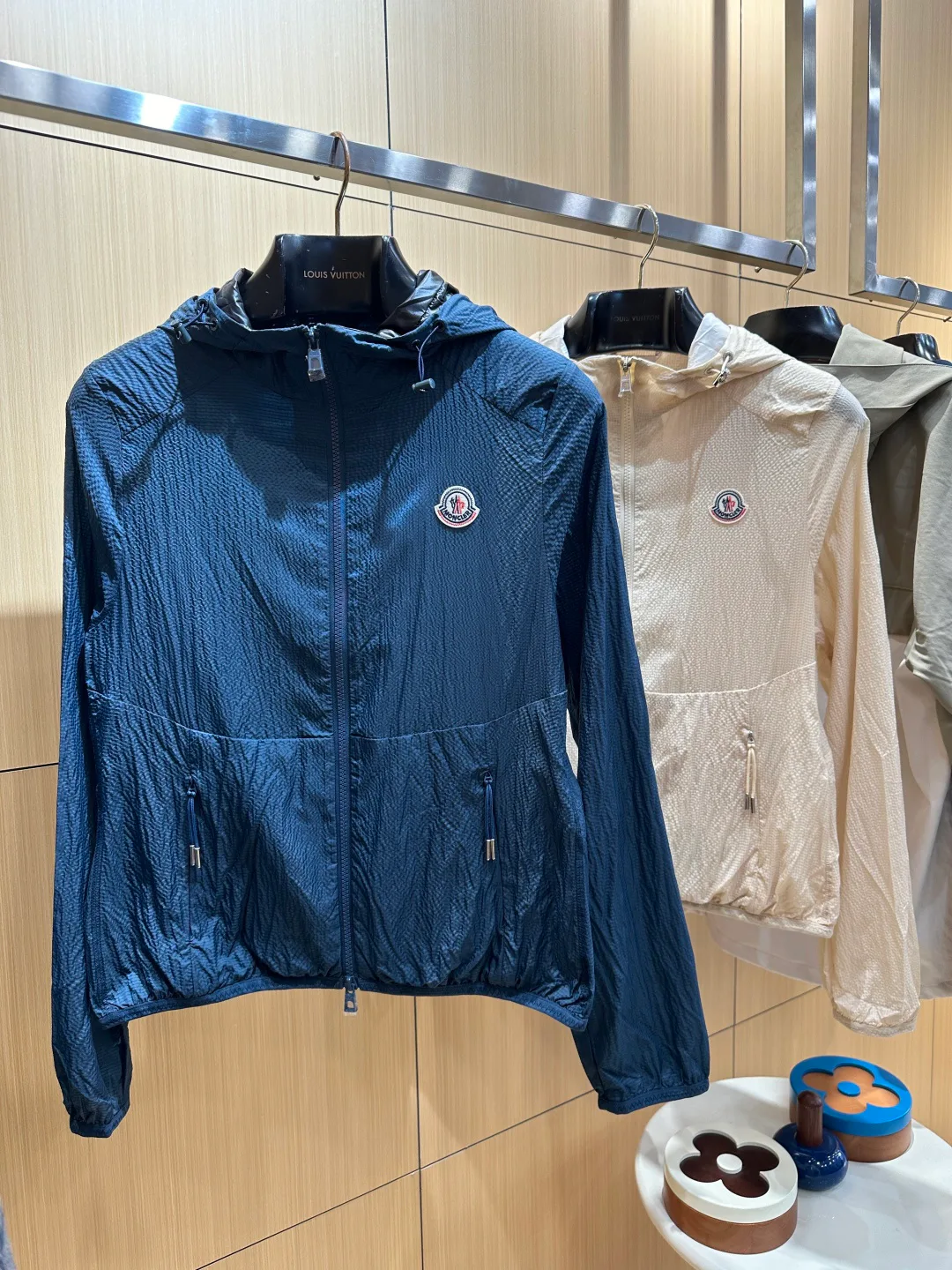 Куртки И Пуховики Мужские Moncler 17480515