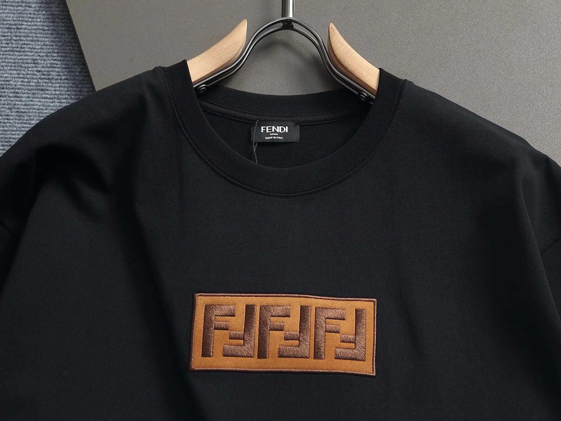 Футболки Женские Fendi 5405534