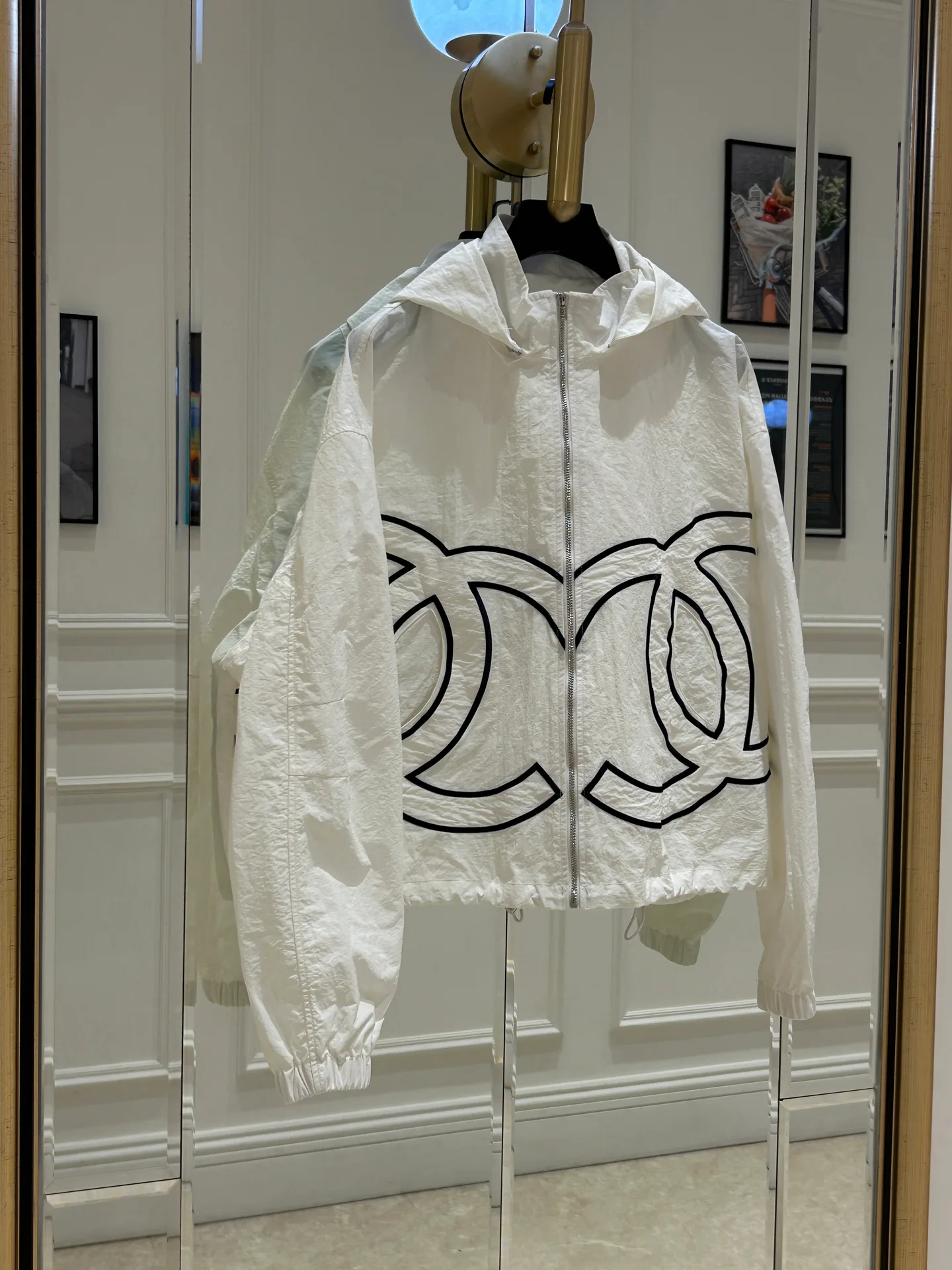 Куртки И Пуховики Женские Chanel 18121