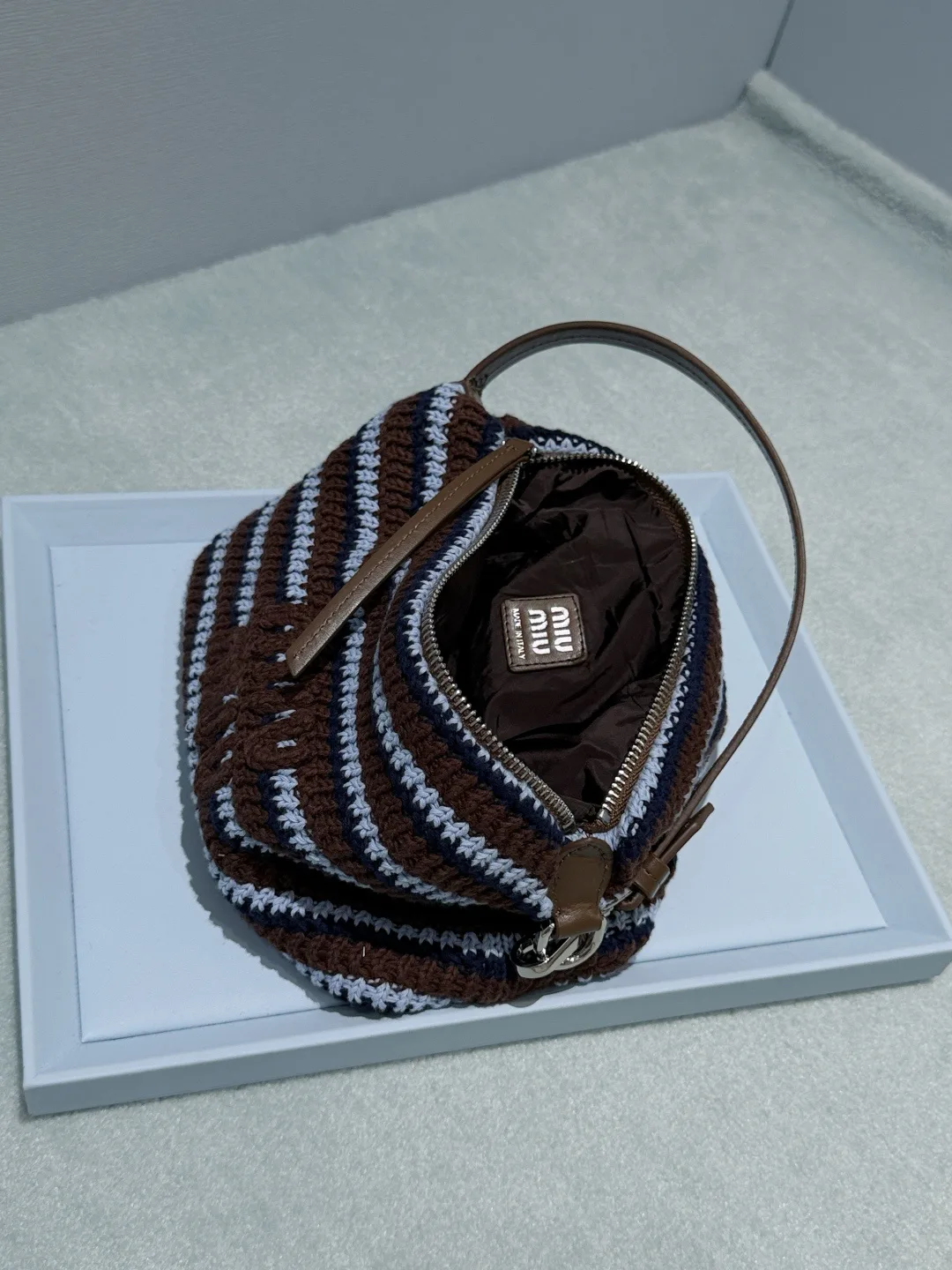 Классические Сумки Женские Miu Miu 17279122