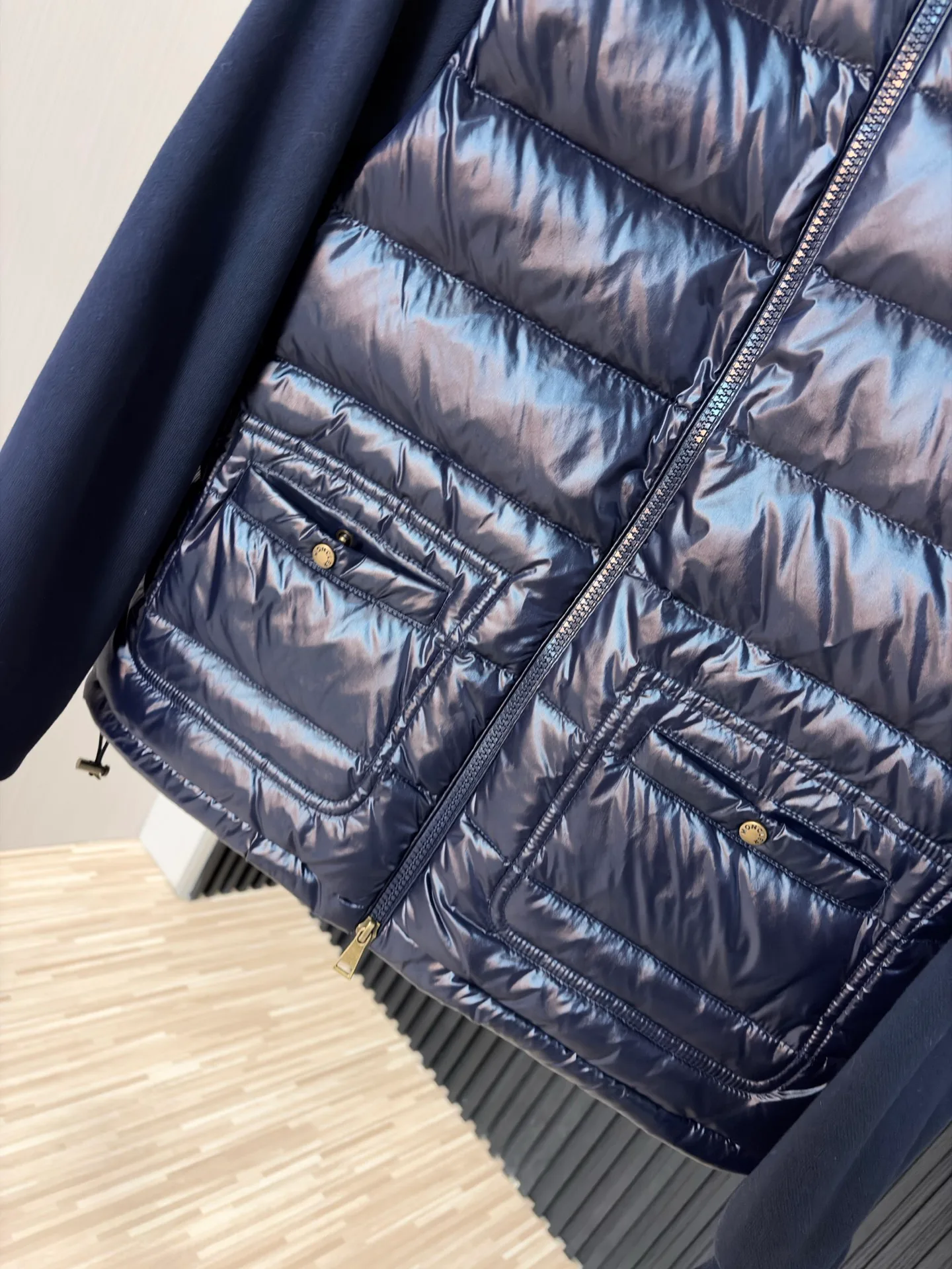 Куртки И Пуховики Мужские Moncler 18231124