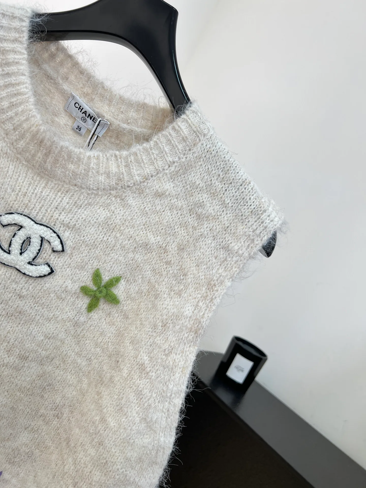 Жилеты Женские Chanel 17423664