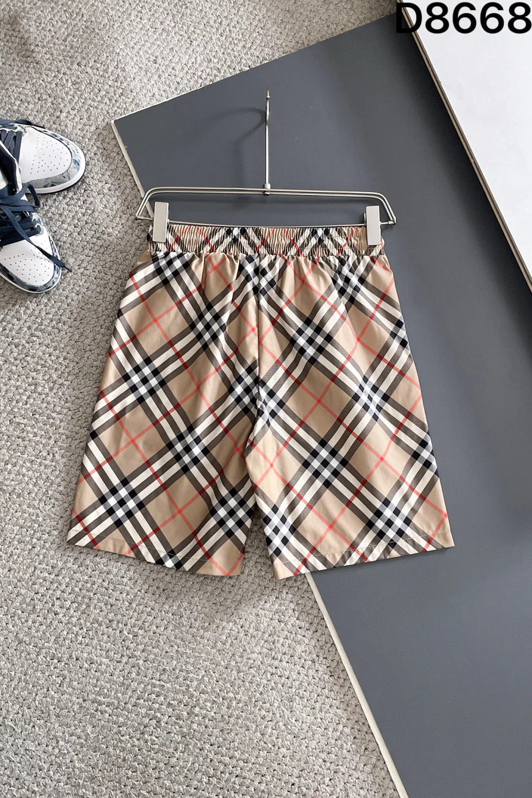 Шорты Мужские Burberry 18000500