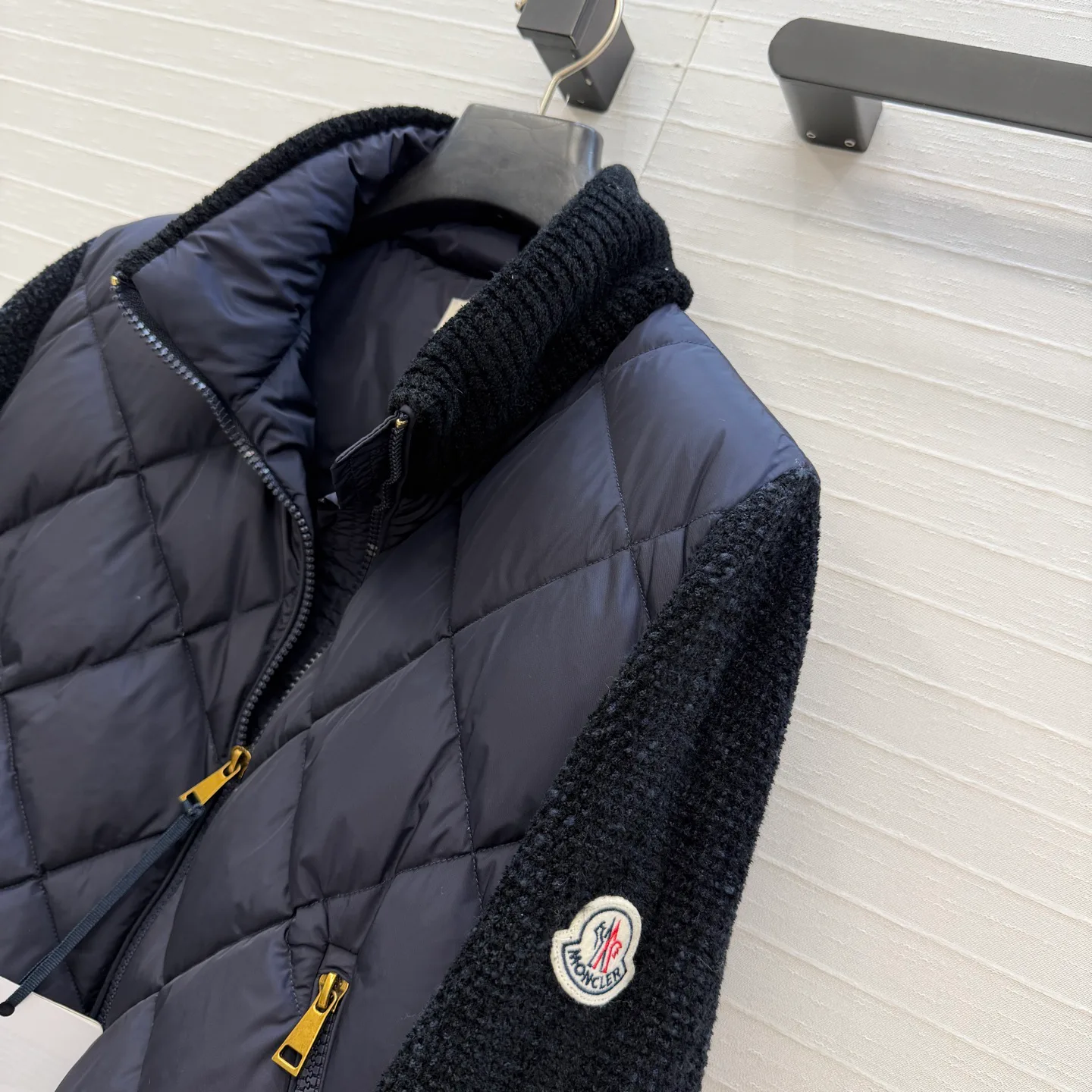 Куртки И Пуховики Женские Moncler 18678160