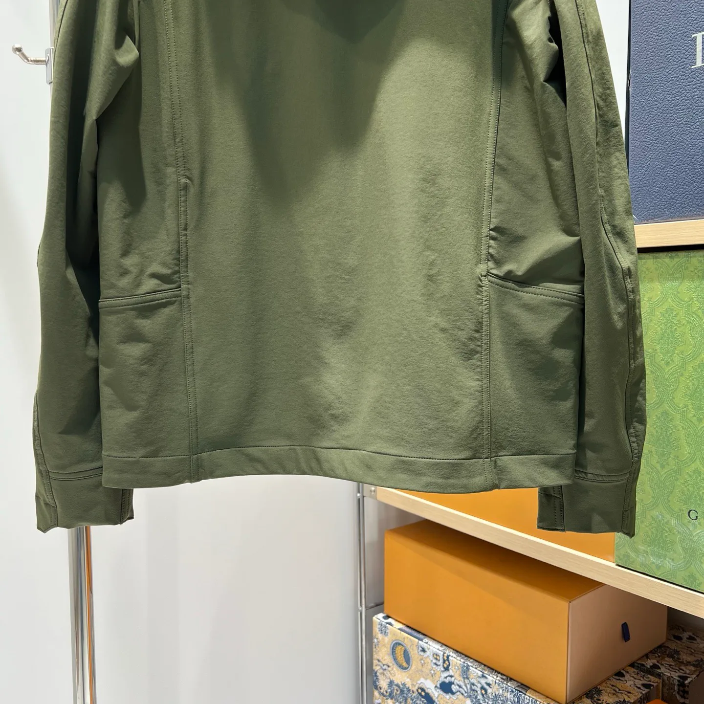 Куртки И Пуховики Мужские Moncler 11909049