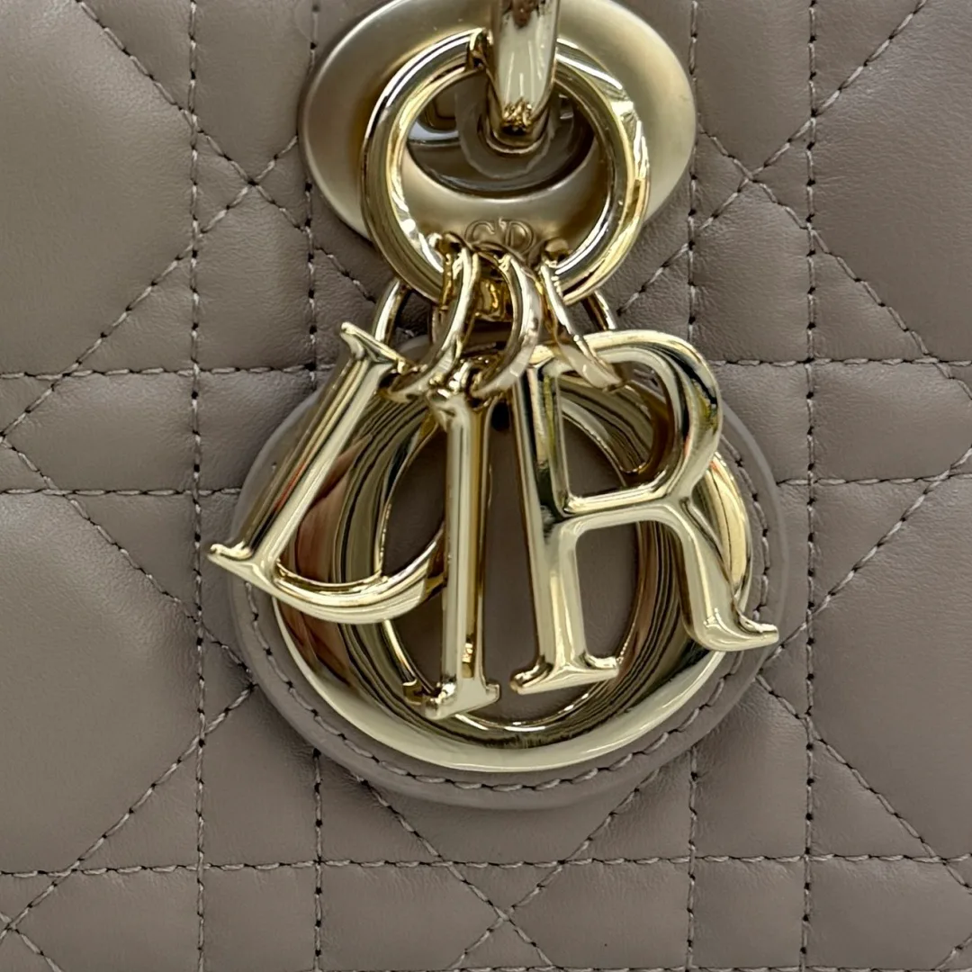 Классические Сумки Женские Christian Dior 11905770