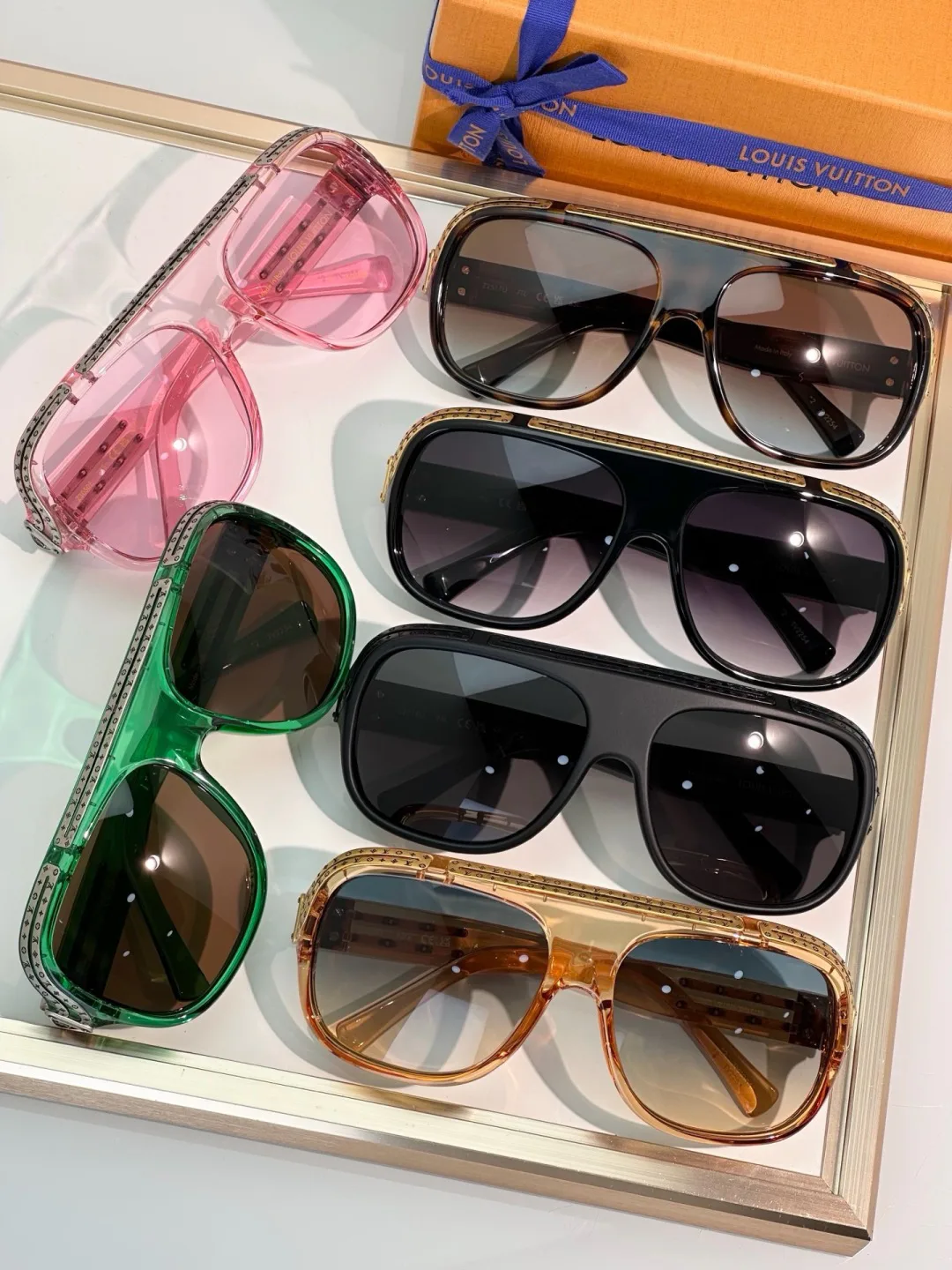 Очки Louis Vuitton 18295137