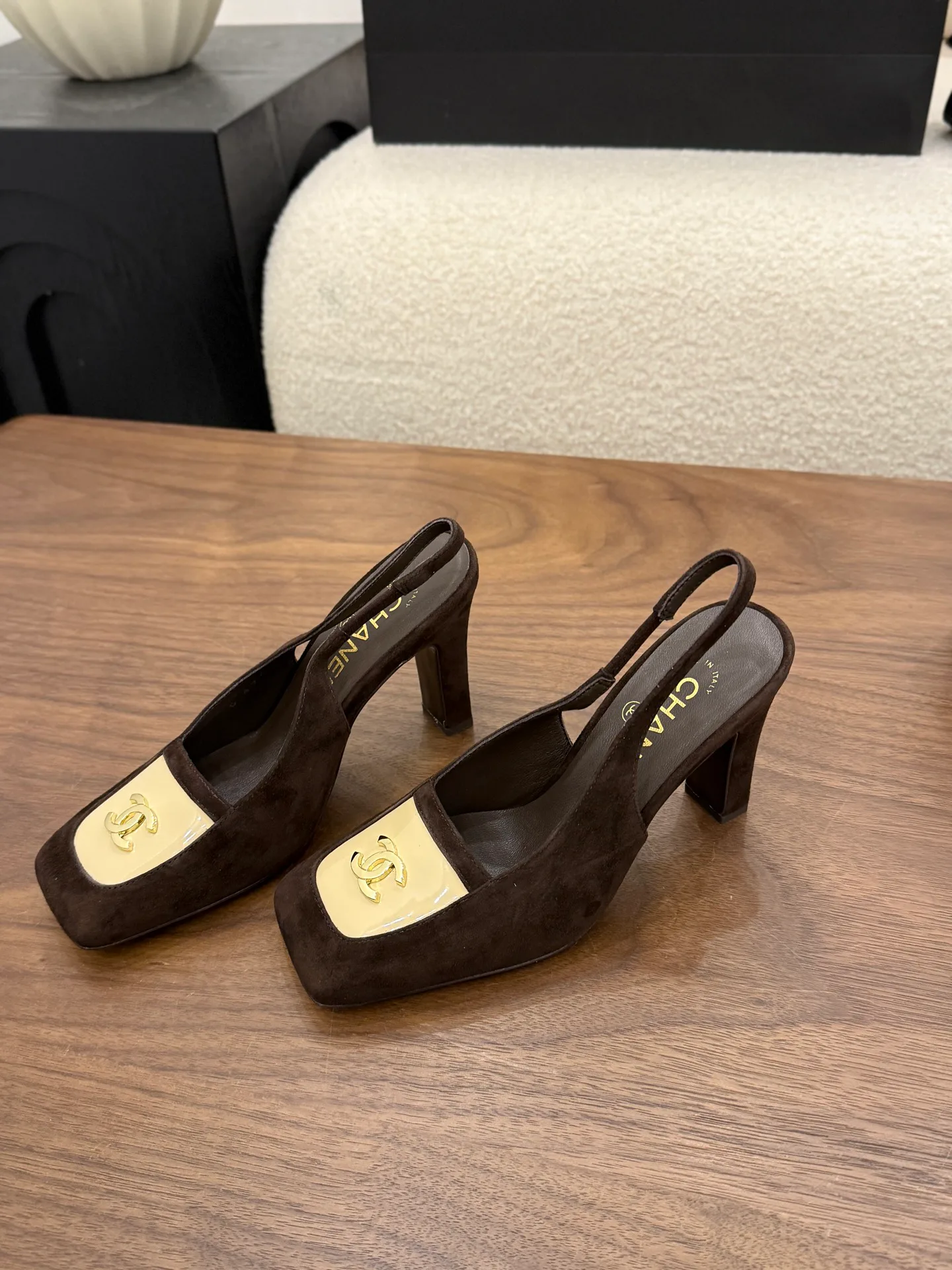 Туфли Женские Chanel 19583444