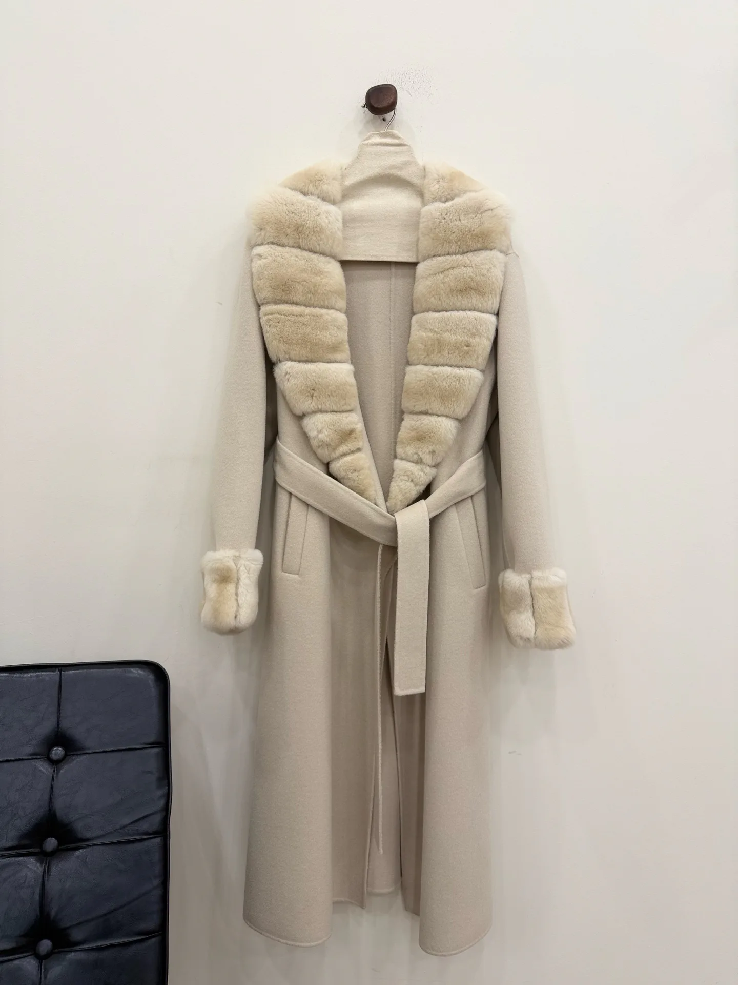 Пальто Женские Loro Piana 19277848