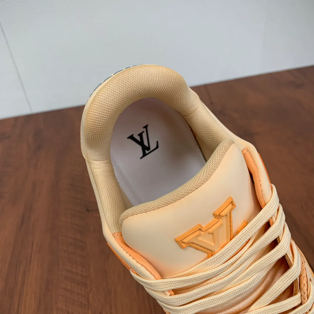 Кроссовки Женские Louis Vuitton 9814285
