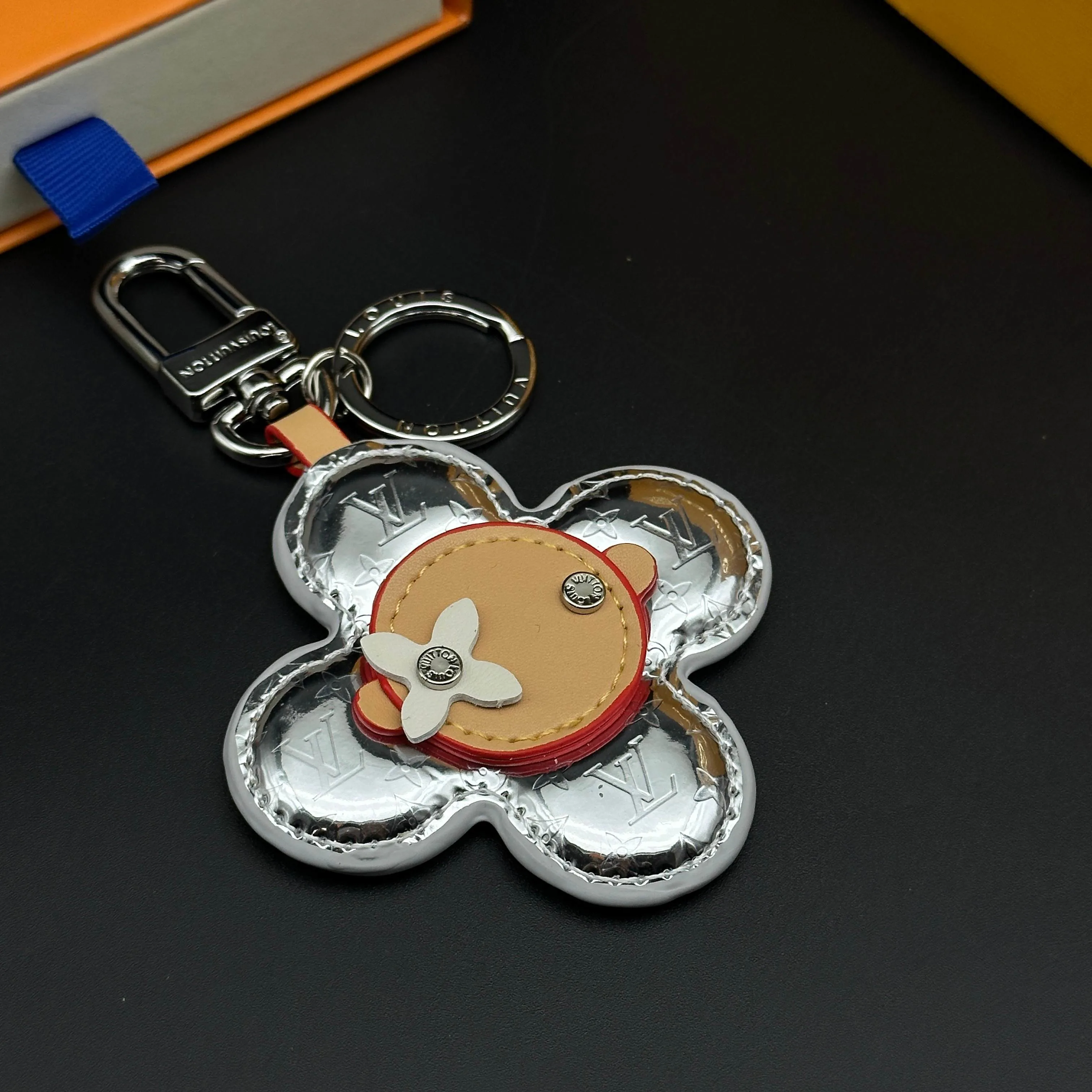 Ключницы Louis Vuitton 1256269